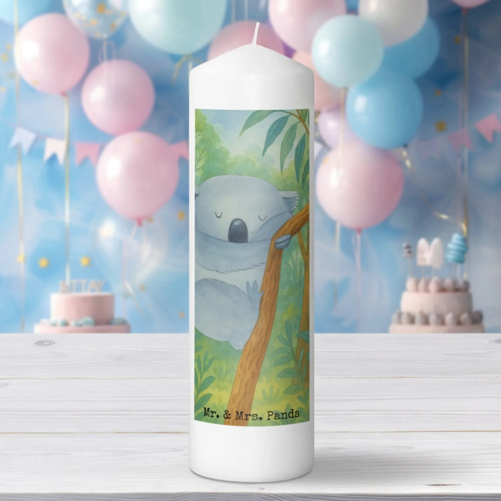 Kerze Koalabär Design Kerze Mit Spruch, Glas-Kerze, Votivkerze, Blockkerze, Fair-Trade-Kerze, Metall-Kerze, Kerze Für Ostern, Kerze Mit Fotoeinleger, Stumpenkerze, Andachtskerze, Kerze Mit Gravur, Kerze Für Kommunion, Stabkerze, Bio-Kerze, Tischkerze, Kerze Ohne Duft, Streukerze, Trauerkerze, Stumpenkerzen-Set, Laternenkerze, Kerze Mit Duft, Gedenkkerze, Dinnerkerze, Kerze Mit Prägung, Kerze Mit Namensgravur, Kerze Für Firmung, Gartenkerze, Stearin­kerze, Handgemachte Kerze, Grabkerze, Tafelkerze, Sojawachskerze, Kerze Mit Motiv, Kerze Für Weihnachten, Kerze Für Hochzeit, Handgegossene Kerze, Kerze Für Advent, Kerze Für Geburtstag, Dinnerkerzenpaar, Duftkerze, Kerze Für Taufe, Kerze, Kerze Als Gastgeschenk, Grablicht, Teelicht, Outdoor-Kerze, Tiermotive, Gute Laune, lustige Sprüche, Tiere, träumen, schlafen, Koalabär, Traumland, Schlafzimmer, Bär, Koala, Traum