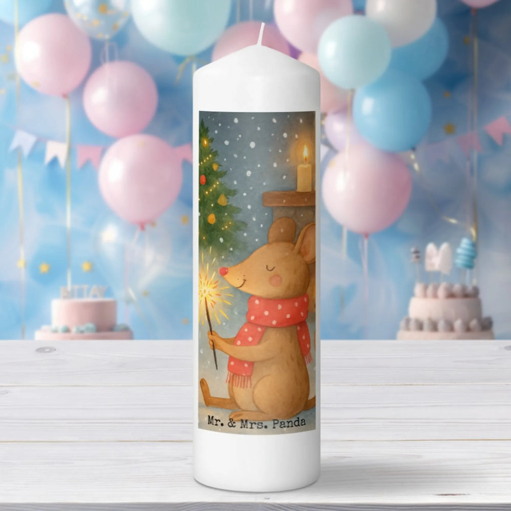 Kerze Maus Weihnachten Design Dekokerze, Osterkerze, Stumpenkerze, Dinnerkerze, Tischkerze, Kommunionskerze, Geburtskerze, Erinnerungskerze, Adventskerze, Tafelkerze, Zylinderkerze, Kerze Mit Spruch, Bedruckte Kerze, Dekorative Kerze, Schmuckkerze, Wunschkerze, Gartenkerze, Weihnachtskerze, Grosse Kerze, Erinnerungslicht, Handgemachte Kerze, Geburtstagskerze, Wachskerze, Laternenkerze, Hochzeitskerze, Blockkerze, Kerze Mit Motiv, Advent, Weihnachten, Nikolaus, Wintermotiv, Weihnachtsdeko, Heiligabend, Winter, Frohe Weihnachten, Weihnachtsmotiv, Mäuschen, Weihnachtsgruß, Weihnachtswunder, Maus