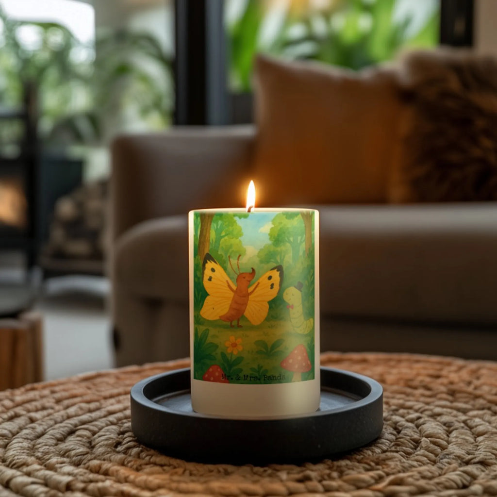 Kerze Raupe Schmetterling Design Blockkerze, Kerze Mit Fotoeinleger, Stumpenkerze, Kerze Für Firmung, Votivkerze, Grabkerze, Fair-Trade-Kerze, Kerze Für Hochzeit, Handgegossene Kerze, Grablicht, Kerze Mit Motiv, Stumpenkerzen-Set, Tischkerze, Sojawachskerze, Teelicht, Dinnerkerzenpaar, Outdoor-Kerze, Gartenkerze, Glas-Kerze, Kerze Mit Gravur, Kerze Mit Prägung, Dinnerkerze, Kerze Für Advent, Kerze Mit Spruch, Kerze Für Weihnachten, Handgemachte Kerze, Kerze Für Geburtstag, Stearin­kerze, Bio-Kerze, Andachtskerze, Streukerze, Kerze Als Gastgeschenk, Tafelkerze, Metall-Kerze, Kerze Für Taufe, Gedenkkerze, Stabkerze, Duftkerze, Kerze Für Kommunion, Trauerkerze, Kerze Mit Duft, Laternenkerze, Kerze Ohne Duft, Kerze Für Ostern, Kerze Mit Namensgravur, Kerze, Tiermotive, Gute Laune, lustige Sprüche, Tiere, Schönheit, Hut, Erwachsen werden, Schmetterling, Entwicklung, Zitronenfalter, Kokon, Aufwachsen, Hütchen, Raupe
