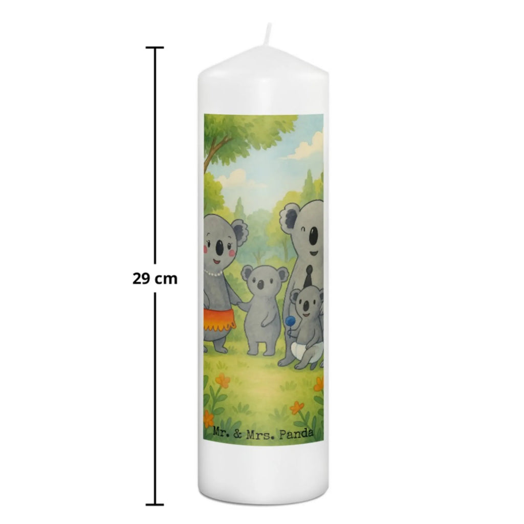 Kerze Koala Familie Design Metall-Kerze, Trauerkerze, Handgemachte Kerze, Blockkerze, Bio-Kerze, Kerze Ohne Duft, Kerze Für Firmung, Andachtskerze, Kerze Für Advent, Laternenkerze, Kerze, Kerze Mit Fotoeinleger, Kerze Für Geburtstag, Stearin­kerze, Stabkerze, Kerze Mit Spruch, Tischkerze, Kerze Mit Prägung, Kerze Mit Duft, Kerze Für Ostern, Kerze Mit Namensgravur, Kerze Als Gastgeschenk, Dinnerkerzenpaar, Dinnerkerze, Kerze Für Taufe, Stumpenkerze, Gartenkerze, Glas-Kerze, Kerze Für Weihnachten, Kerze Für Kommunion, Duftkerze, Kerze Für Hochzeit, Grabkerze, Tafelkerze, Stumpenkerzen-Set, Sojawachskerze, Handgegossene Kerze, Outdoor-Kerze, Streukerze, Gedenkkerze, Votivkerze, Kerze Mit Gravur, Kerze Mit Motiv, Fair-Trade-Kerze, Teelicht, Grablicht, Familie, Vatertag, Muttertag, Bruder, Schwester, Mama, Papa, Oma, Opa, Geschwister, Kinder, Family, Koala, Koalas, Familienleben