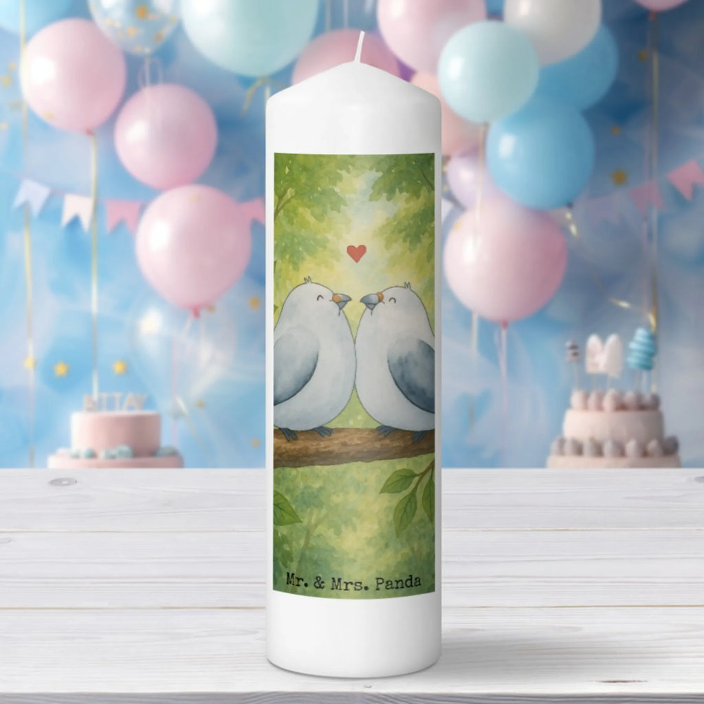 Kerze Turteltauben Liebe Design Kerze Für Firmung, Bio-Kerze, Kerze Für Ostern, Stabkerze, Handgegossene Kerze, Votivkerze, Streukerze, Handgemachte Kerze, Blockkerze, Grabkerze, Trauerkerze, Kerze Mit Prägung, Tafelkerze, Kerze Für Geburtstag, Fair-Trade-Kerze, Kerze Mit Motiv, Kerze Mit Namensgravur, Stearin­kerze, Sojawachskerze, Stumpenkerzen-Set, Laternenkerze, Kerze Mit Spruch, Kerze Ohne Duft, Kerze Mit Gravur, Duftkerze, Gedenkkerze, Kerze Für Advent, Glas-Kerze, Kerze Für Kommunion, Tischkerze, Grablicht, Teelicht, Andachtskerze, Dinnerkerze, Kerze, Metall-Kerze, Kerze Für Taufe, Kerze Für Hochzeit, Stumpenkerze, Dinnerkerzenpaar, Gartenkerze, Kerze Mit Duft, Kerze Für Weihnachten, Kerze Mit Fotoeinleger, Kerze Als Gastgeschenk, Outdoor-Kerze, Liebe, Partner, Freund, Freundin, Ehemann, Ehefrau, Heiraten, Verlobung, Heiratsantrag, Liebesgeschenk, Jahrestag, Hocheitstag, Verliebt, Tauben, Geschenk Hochzeit, Geschenk Freund, Turteltäubchen, Hochzeitstag, Turteltauben, Verlobt, Liebesbeweis, Geschenk Freundin, Verheiratet