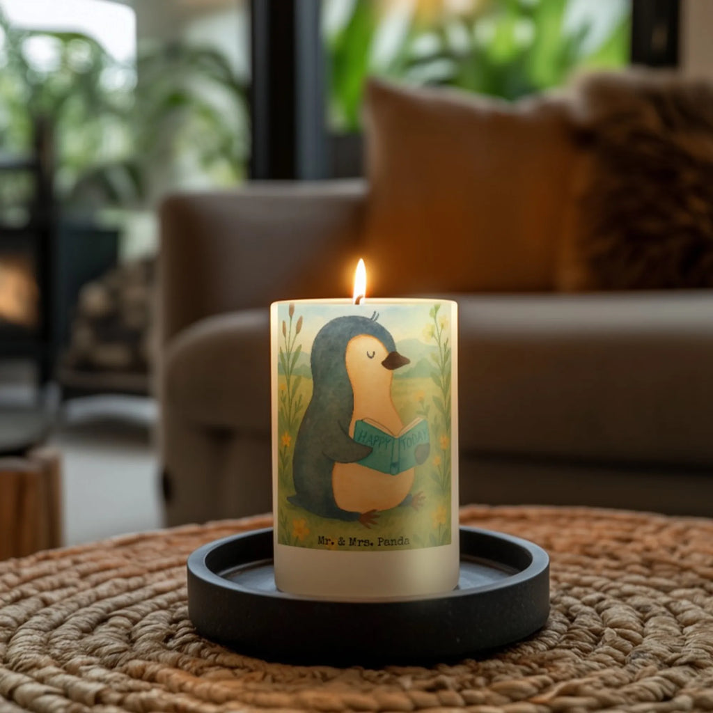 Kerze Pinguin Buch Design Duftkerze, Kerze Für Taufe, Stumpenkerzen-Set, Glas-Kerze, Handgegossene Kerze, Handgemachte Kerze, Metall-Kerze, Kerze Für Firmung, Gartenkerze, Kerze Mit Spruch, Grabkerze, Kerze Für Advent, Kerze Mit Prägung, Teelicht, Outdoor-Kerze, Kerze Für Kommunion, Streukerze, Stearin­kerze, Kerze Für Ostern, Stabkerze, Kerze Mit Motiv, Kerze Mit Gravur, Gedenkkerze, Andachtskerze, Sojawachskerze, Dinnerkerze, Fair-Trade-Kerze, Kerze Für Geburtstag, Votivkerze, Blockkerze, Laternenkerze, Grablicht, Tafelkerze, Dinnerkerzenpaar, Kerze Mit Duft, Kerze Ohne Duft, Tischkerze, Kerze Mit Namensgravur, Trauerkerze, Kerze Als Gastgeschenk, Kerze Für Weihnachten, Bio-Kerze, Stumpenkerze, Kerze Mit Fotoeinleger, Kerze Für Hochzeit, Kerze, Pinguin, Buch, Pinguine, Faulenzen, Urlaub, Bücherwurm, Lesen, Freizeit, Nichtstun, Ferien