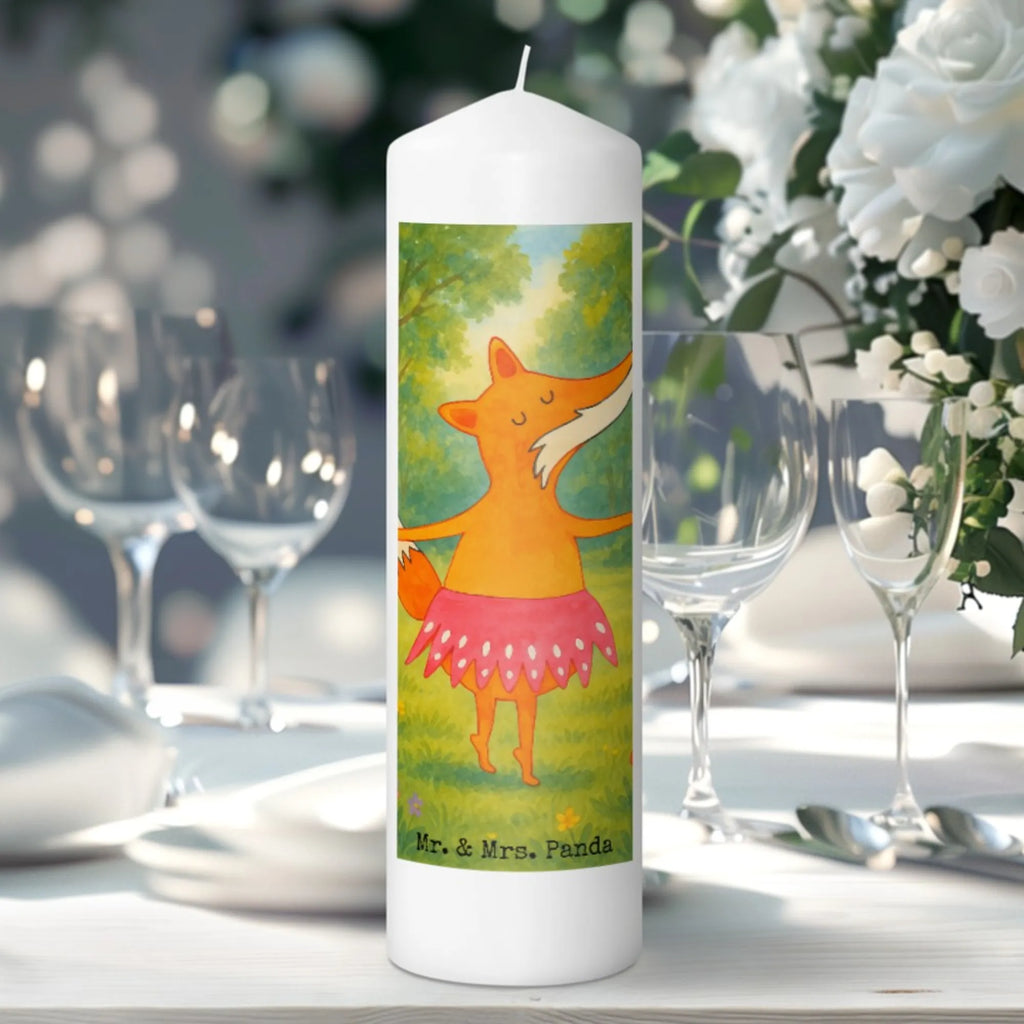 Kerze Fuchs Ballerina Design Metall-Kerze, Grabkerze, Sojawachskerze, Blockkerze, Bio-Kerze, Kerze Ohne Duft, Kerze Mit Fotoeinleger, Glas-Kerze, Gartenkerze, Duftkerze, Grablicht, Handgemachte Kerze, Laternenkerze, Kerze Mit Gravur, Kerze Für Taufe, Kerze Für Advent, Andachtskerze, Trauerkerze, Kerze Mit Spruch, Kerze Für Hochzeit, Kerze Für Ostern, Outdoor-Kerze, Kerze Für Firmung, Gedenkkerze, Kerze Mit Duft, Fair-Trade-Kerze, Stumpenkerzen-Set, Kerze Für Kommunion, Stearin­kerze, Dinnerkerze, Kerze, Handgegossene Kerze, Streukerze, Stabkerze, Tischkerze, Teelicht, Kerze Mit Motiv, Votivkerze, Kerze Mit Prägung, Stumpenkerze, Kerze Für Weihnachten, Kerze Mit Namensgravur, Kerze Für Geburtstag, Dinnerkerzenpaar, Tafelkerze, Kerze Als Gastgeschenk, Fuchs, Geburtstag, Fuchs Spruch, Ballerina, Füchsin, Tanzen, Ballett, Tänzerin, Einladung, Füchse, Party