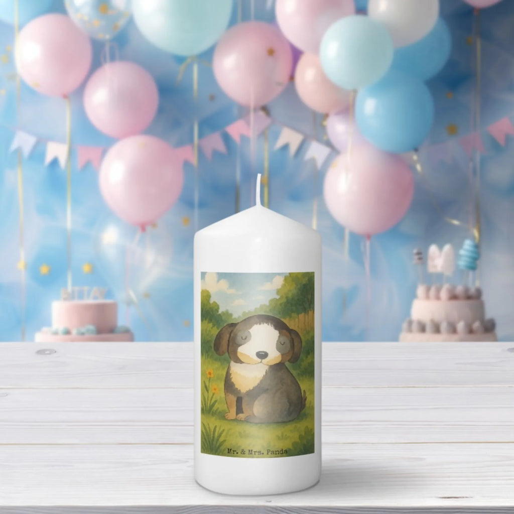 Kerze Hund Entspannen Design Gedenkkerze, Fair-Trade-Kerze, Tischkerze, Kerze Für Firmung, Kerze Mit Namensgravur, Kerze Mit Spruch, Votivkerze, Kerze Für Ostern, Kerze Ohne Duft, Kerze Für Hochzeit, Bio-Kerze, Dinnerkerze, Grabkerze, Stumpenkerzen-Set, Kerze, Kerze Mit Prägung, Kerze Für Taufe, Glas-Kerze, Kerze Mit Fotoeinleger, Laternenkerze, Stearin­kerze, Streukerze, Kerze Mit Gravur, Duftkerze, Kerze Für Advent, Kerze Für Weihnachten, Trauerkerze, Stabkerze, Handgemachte Kerze, Kerze Für Kommunion, Handgegossene Kerze, Sojawachskerze, Kerze Mit Motiv, Outdoor-Kerze, Stumpenkerze, Dinnerkerzenpaar, Kerze Als Gastgeschenk, Tafelkerze, Metall-Kerze, Kerze Für Geburtstag, Blockkerze, Grablicht, Andachtskerze, Teelicht, Gartenkerze, Kerze Mit Duft, Hund, Hundemotiv, Haustier, Hunderasse, Tierliebhaber, Hundebesitzer, Sprüche, Liebe, Hundeglück, schwarzer Hund, Hundeliebe