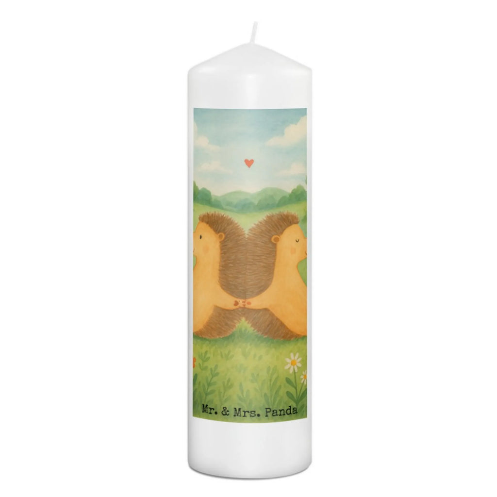 Kerze Igel händchenhaltend Design Kerze Für Weihnachten, Stearin­kerze, Kerze Mit Namensgravur, Metall-Kerze, Kerze Für Ostern, Stabkerze, Streukerze, Kerze Für Kommunion, Outdoor-Kerze, Kerze Ohne Duft, Handgemachte Kerze, Grabkerze, Kerze Mit Fotoeinleger, Gartenkerze, Dinnerkerze, Teelicht, Dinnerkerzenpaar, Kerze Mit Spruch, Andachtskerze, Kerze Mit Motiv, Kerze Für Firmung, Laternenkerze, Grablicht, Stumpenkerzen-Set, Duftkerze, Tafelkerze, Kerze, Kerze Mit Duft, Bio-Kerze, Kerze Für Geburtstag, Trauerkerze, Stumpenkerze, Votivkerze, Handgegossene Kerze, Kerze Als Gastgeschenk, Gedenkkerze, Blockkerze, Kerze Mit Prägung, Sojawachskerze, Tischkerze, Kerze Für Hochzeit, Fair-Trade-Kerze, Kerze Mit Gravur, Glas-Kerze, Kerze Für Taufe, Kerze Für Advent, Liebe, Partner, Freund, Freundin, Ehemann, Ehefrau, Heiraten, Verlobung, Heiratsantrag, Liebesgeschenk, Jahrestag, Hocheitstag, Liebesbeweis, Igel, Lieblingsmensch, Igelliebe, Gemeinsamkeit, Geschenk für zwei, große Liebe, Hand in Hand, Hochzeit, Liebesbotschaft, Love