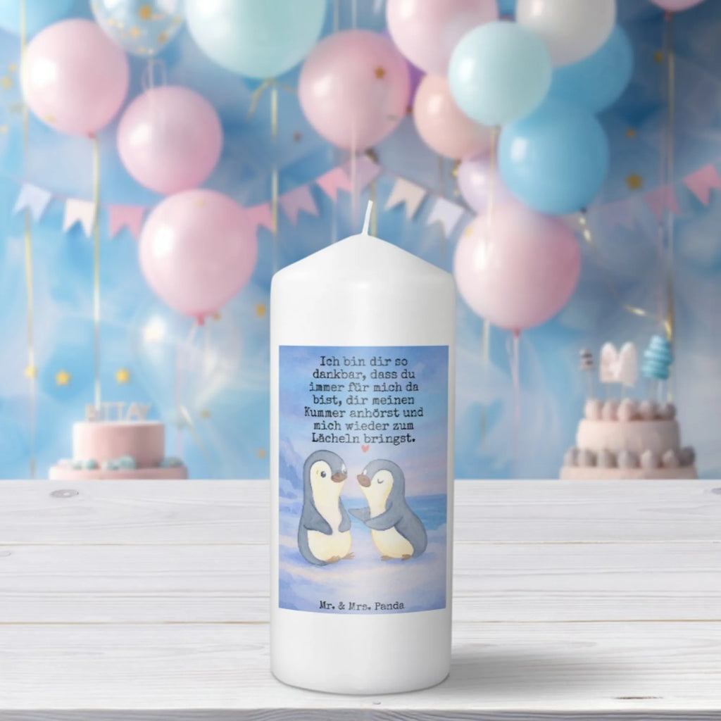 Kerze Pinguine trösten Design Grablicht, Kerze Ohne Duft, Laternenkerze, Streukerze, Kerze Für Kommunion, Dinnerkerzenpaar, Duftkerze, Stearin­kerze, Kerze Mit Gravur, Gartenkerze, Kerze Mit Namensgravur, Gedenkkerze, Kerze Für Weihnachten, Metall-Kerze, Sojawachskerze, Glas-Kerze, Tischkerze, Kerze, Kerze Mit Prägung, Handgemachte Kerze, Trauerkerze, Kerze Mit Spruch, Teelicht, Kerze Für Taufe, Andachtskerze, Stabkerze, Kerze Für Geburtstag, Stumpenkerze, Kerze Für Firmung, Handgegossene Kerze, Blockkerze, Fair-Trade-Kerze, Kerze Mit Duft, Kerze Als Gastgeschenk, Kerze Für Ostern, Kerze Mit Motiv, Stumpenkerzen-Set, Bio-Kerze, Kerze Mit Fotoeinleger, Kerze Für Advent, Outdoor-Kerze, Kerze Für Hochzeit, Votivkerze, Dinnerkerze, Grabkerze, Tafelkerze, Liebe, Partner, Freund, Freundin, Ehemann, Ehefrau, Heiraten, Verlobung, Heiratsantrag, Liebesgeschenk, Jahrestag, Hocheitstag, für Männer, Geschenk für Partner, Hochzeitstag, Mitbringsel, Liebesbeweis, Geschenk für Freundin, Valentinstag, für Ehemann, Geschenk für Frauen