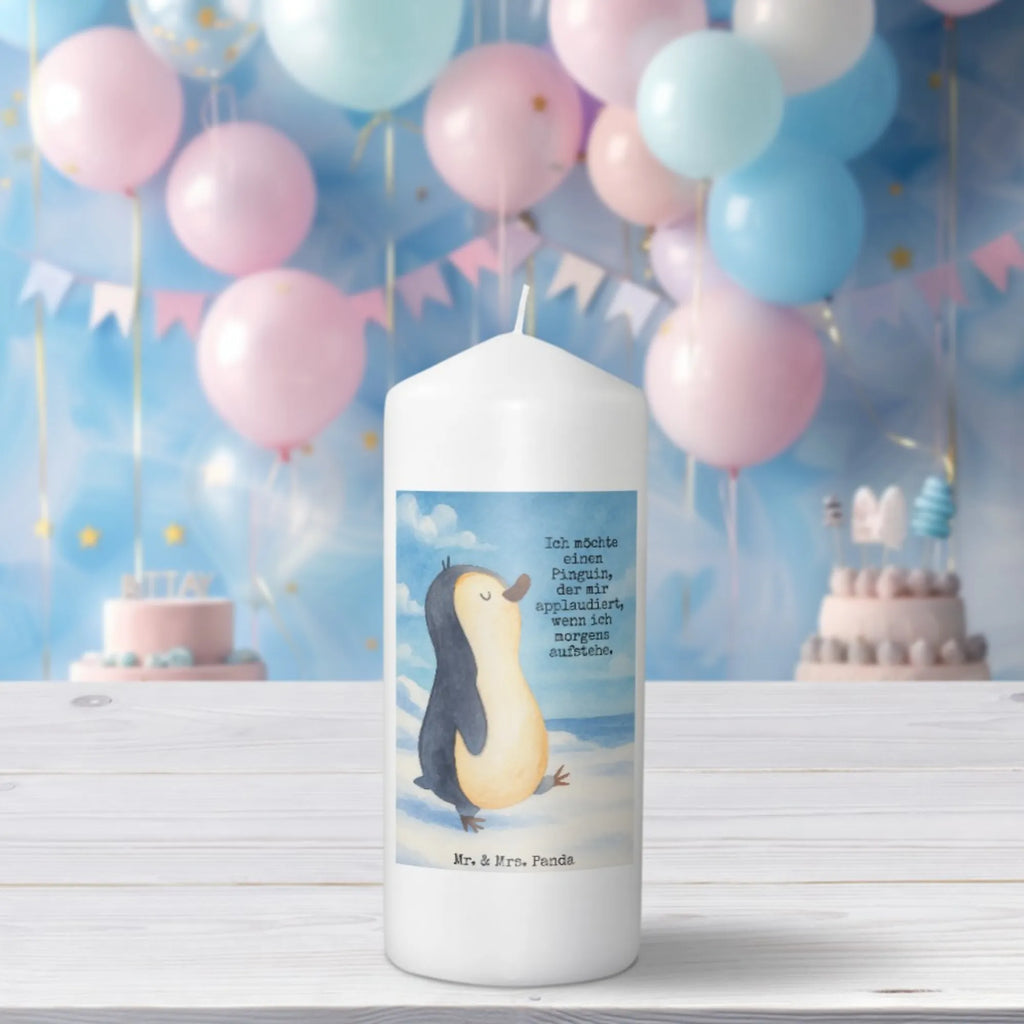 Kerze Pinguin marschieren Design Kerze Ohne Duft, Fair-Trade-Kerze, Duftkerze, Kerze Mit Motiv, Metall-Kerze, Stabkerze, Stumpenkerzen-Set, Teelicht, Kerze Mit Spruch, Tischkerze, Kerze Mit Gravur, Andachtskerze, Laternenkerze, Stumpenkerze, Glas-Kerze, Kerze Für Taufe, Votivkerze, Trauerkerze, Sojawachskerze, Kerze Mit Fotoeinleger, Dinnerkerze, Kerze Für Ostern, Kerze, Blockkerze, Dinnerkerzenpaar, Kerze Für Advent, Stearin­kerze, Grabkerze, Kerze Mit Prägung, Kerze Als Gastgeschenk, Kerze Mit Duft, Outdoor-Kerze, Kerze Mit Namensgravur, Kerze Für Kommunion, Grablicht, Gartenkerze, Streukerze, Gedenkkerze, Handgemachte Kerze, Tafelkerze, Bio-Kerze, Kerze Für Weihnachten, Kerze Für Hochzeit, Handgegossene Kerze, Kerze Für Firmung, Kerze Für Geburtstag, Pinguin, Pinguine, Bruder, Langschläfer, Frühaufsteher, Familie, Schwester