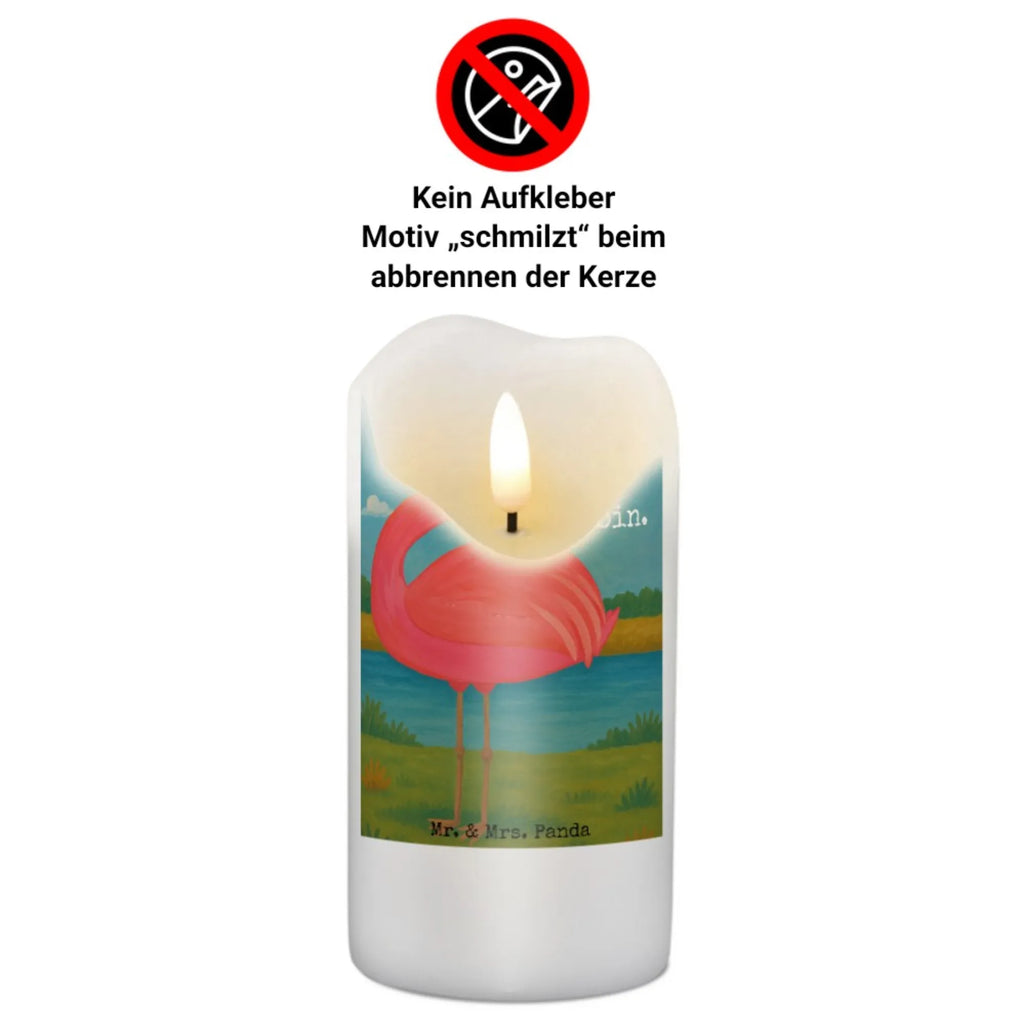 Kerze Flamingo Stolz Design Kerze Mit Namensgravur, Blockkerze, Kerze Für Weihnachten, Gedenkkerze, Kerze Für Advent, Kerze Mit Duft, Kerze Für Geburtstag, Kerze Mit Fotoeinleger, Gartenkerze, Metall-Kerze, Kerze Mit Gravur, Glas-Kerze, Kerze Für Firmung, Votivkerze, Kerze Mit Prägung, Fair-Trade-Kerze, Dinnerkerze, Kerze, Handgegossene Kerze, Kerze Für Kommunion, Handgemachte Kerze, Outdoor-Kerze, Stearin­kerze, Tafelkerze, Teelicht, Duftkerze, Grabkerze, Grablicht, Dinnerkerzenpaar, Kerze Für Ostern, Kerze Mit Spruch, Laternenkerze, Bio-Kerze, Kerze Als Gastgeschenk, Trauerkerze, Andachtskerze, Stabkerze, Streukerze, Kerze Für Taufe, Kerze Ohne Duft, Kerze Für Hochzeit, Kerze Mit Motiv, Sojawachskerze, Stumpenkerzen-Set, Stumpenkerze, Tischkerze, Flamingo, stolz, Mama, beste Freundin, Tochter, Freundin, Selbstakzeptanz, Selbstliebe, Schwester, Freude