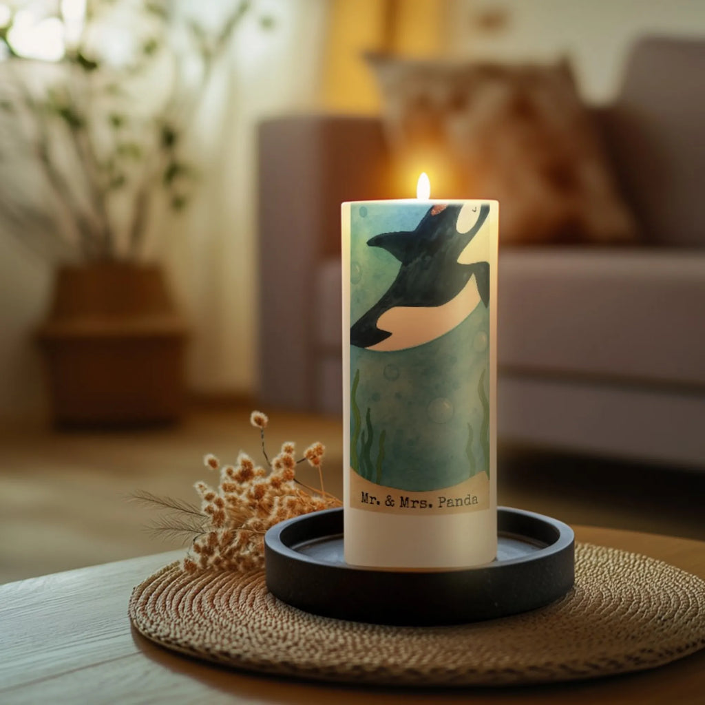 Kerze Orca Zylinder Design Andachtskerze, Dinnerkerzenpaar, Kerze Mit Motiv, Kerze Für Firmung, Stumpenkerzen-Set, Sojawachskerze, Kerze Mit Prägung, Gartenkerze, Kerze Für Geburtstag, Fair-Trade-Kerze, Laternenkerze, Kerze Mit Duft, Grablicht, Streukerze, Kerze, Kerze Mit Namensgravur, Kerze Mit Fotoeinleger, Tafelkerze, Trauerkerze, Blockkerze, Metall-Kerze, Kerze Für Ostern, Kerze Als Gastgeschenk, Gedenkkerze, Stabkerze, Outdoor-Kerze, Teelicht, Kerze Für Hochzeit, Kerze Für Kommunion, Bio-Kerze, Kerze Mit Gravur, Handgegossene Kerze, Handgemachte Kerze, Kerze Für Weihnachten, Kerze Ohne Duft, Tischkerze, Kerze Für Advent, Stumpenkerze, Stearin­kerze, Kerze Mit Spruch, Dinnerkerze, Votivkerze, Duftkerze, Glas-Kerze, Grabkerze, Kerze Für Taufe, Meerestiere, Meer, Urlaub, Konfetti, Feier, Geburtstag, Fest, Glitter, Fete, Orca, Glitzer, Narwal, Glückwunsch