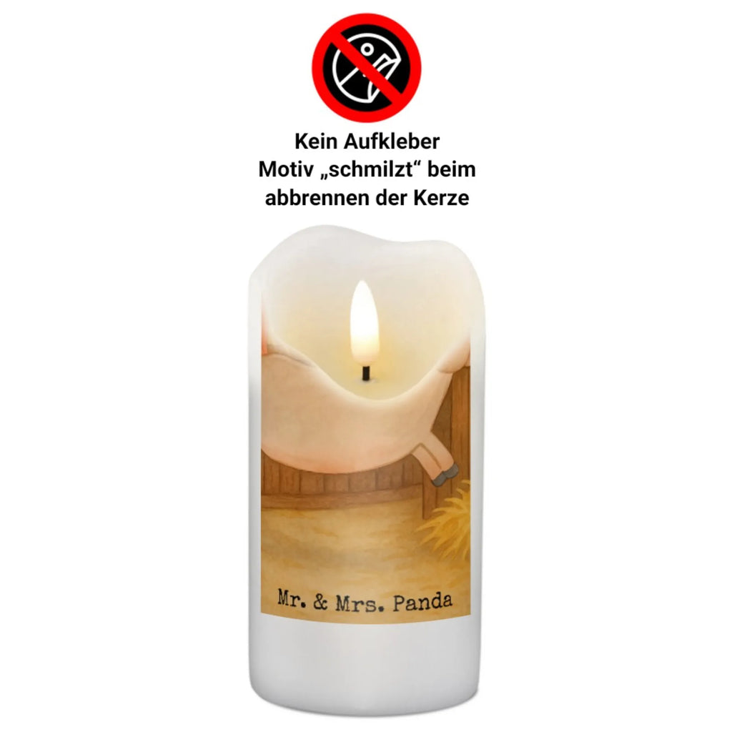 Kerze Pferd Springen Design Votivkerze, Stumpenkerze, Metall-Kerze, Kerze Für Taufe, Fair-Trade-Kerze, Laternenkerze, Bio-Kerze, Glas-Kerze, Kerze Für Weihnachten, Kerze, Kerze Ohne Duft, Kerze Für Ostern, Kerze Mit Gravur, Andachtskerze, Kerze Für Firmung, Kerze Mit Duft, Kerze Für Kommunion, Stumpenkerzen-Set, Kerze Mit Namensgravur, Kerze Für Geburtstag, Kerze Für Advent, Tischkerze, Handgemachte Kerze, Duftkerze, Dinnerkerze, Kerze Mit Spruch, Kerze Mit Motiv, Stearin­kerze, Grabkerze, Streukerze, Kerze Mit Fotoeinleger, Grablicht, Sojawachskerze, Dinnerkerzenpaar, Kerze Mit Prägung, Trauerkerze, Outdoor-Kerze, Blockkerze, Kerze Für Hochzeit, Teelicht, Kerze Als Gastgeschenk, Gartenkerze, Tafelkerze, Stabkerze, Gedenkkerze, Handgegossene Kerze, Bauernhof, Hoftiere, Landwirt, Landwirtin, Pferd, Pferdebesitzer, Stall, ausreiten, Pferde, reiten, Pony, Pferdestall