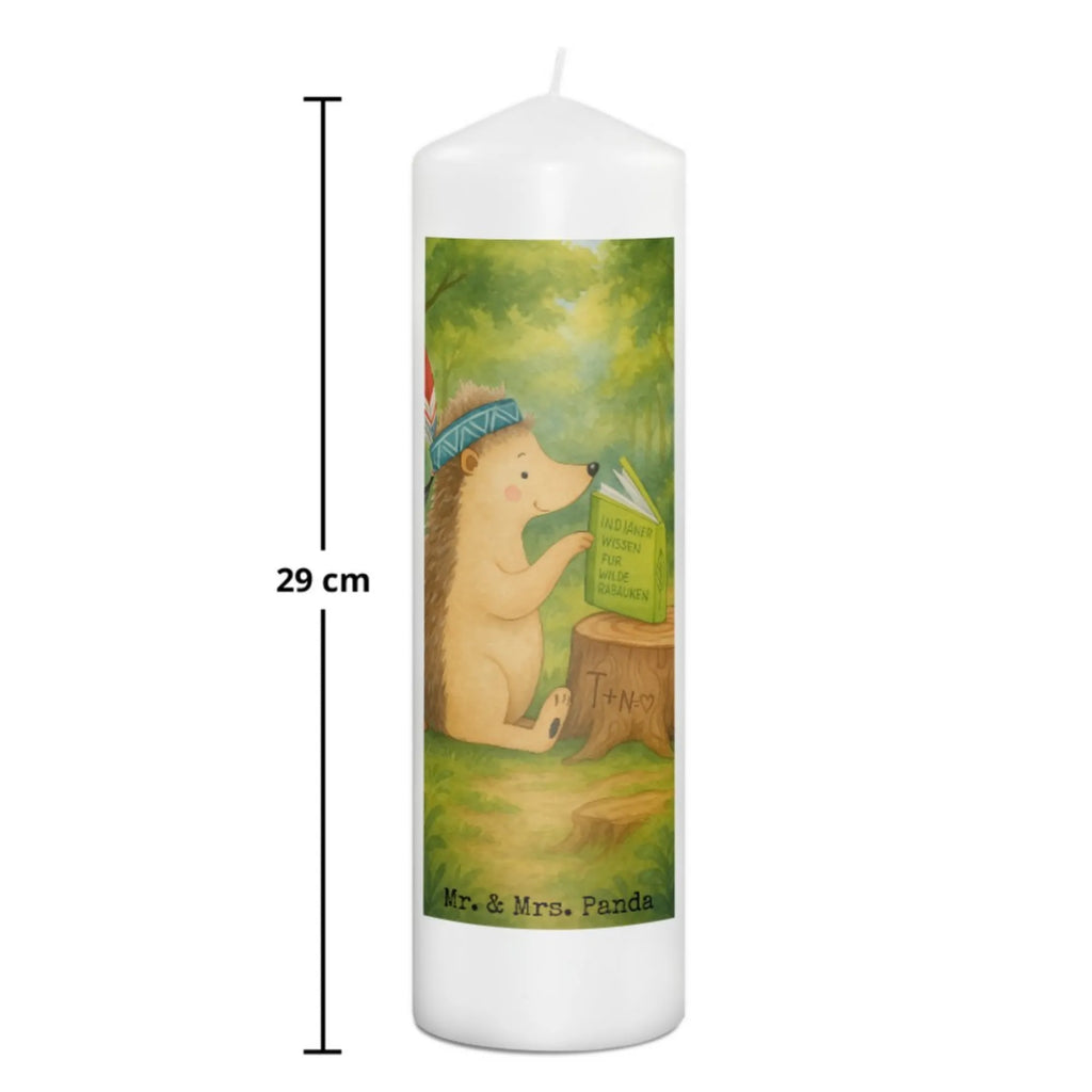 Kerze Igel Federschmuck Design Stumpenkerzen-Set, Kerze Ohne Duft, Stabkerze, Fair-Trade-Kerze, Duftkerze, Metall-Kerze, Blockkerze, Streukerze, Kerze Für Kommunion, Kerze Für Weihnachten, Dinnerkerzenpaar, Tischkerze, Handgemachte Kerze, Kerze Für Firmung, Kerze Mit Fotoeinleger, Kerze Mit Prägung, Teelicht, Kerze Mit Spruch, Kerze Mit Duft, Dinnerkerze, Stearin­kerze, Outdoor-Kerze, Trauerkerze, Votivkerze, Grabkerze, Bio-Kerze, Handgegossene Kerze, Kerze Mit Motiv, Kerze Für Geburtstag, Gartenkerze, Andachtskerze, Gedenkkerze, Kerze Für Hochzeit, Glas-Kerze, Kerze Für Taufe, Kerze Mit Namensgravur, Laternenkerze, Tafelkerze, Sojawachskerze, Kerze Mit Gravur, Kerze Für Advent, Grablicht, Kerze Als Gastgeschenk, Stumpenkerze, Kerze Für Ostern, Kerze, Waldtiere, Tiere, Abenteuer, Indianer, Camping, Lagerfeuer, Igel