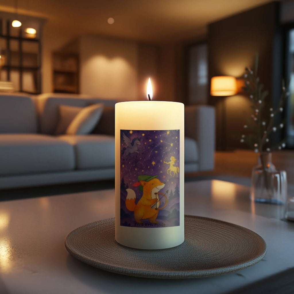 Kerze Schütze Astrologie Design Votivkerze, Grabkerze, Kerze Mit Namensgravur, Kerze, Bio-Kerze, Tafelkerze, Fair-Trade-Kerze, Kerze Mit Spruch, Streukerze, Handgemachte Kerze, Kerze Für Weihnachten, Metall-Kerze, Kerze Für Geburtstag, Gartenkerze, Kerze Mit Prägung, Stabkerze, Glas-Kerze, Kerze Für Hochzeit, Stearin­kerze, Kerze Mit Fotoeinleger, Trauerkerze, Grablicht, Gedenkkerze, Kerze Mit Duft, Teelicht, Kerze Für Advent, Outdoor-Kerze, Kerze Als Gastgeschenk, Tischkerze, Kerze Für Kommunion, Laternenkerze, Stumpenkerze, Andachtskerze, Kerze Für Ostern, Stumpenkerzen-Set, Kerze Für Firmung, Kerze Mit Motiv, Handgegossene Kerze, Blockkerze, Dinnerkerze, Kerze Mit Gravur, Dinnerkerzenpaar, Sojawachskerze, Kerze Für Taufe, Kerze Ohne Duft, Duftkerze, Tierkreiszeichen, Sternzeichen, Horoskop, Astrologie, Aszendent, Geburtstagsgeschenk, Geschenkidee, Schütze