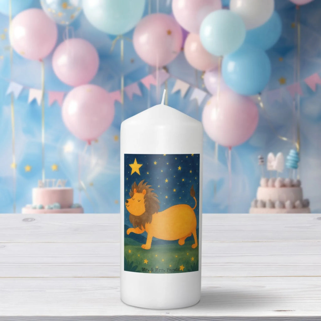 Kerze Sternzeichen Löwe Design Duftkerze, Dinnerkerzenpaar, Metall-Kerze, Streukerze, Kerze Mit Gravur, Stearin­kerze, Stumpenkerzen-Set, Votivkerze, Kerze Als Gastgeschenk, Kerze Mit Namensgravur, Handgegossene Kerze, Blockkerze, Sojawachskerze, Kerze Mit Fotoeinleger, Bio-Kerze, Kerze Mit Duft, Trauerkerze, Kerze Für Advent, Teelicht, Tafelkerze, Gedenkkerze, Kerze Für Hochzeit, Tischkerze, Kerze Für Kommunion, Dinnerkerze, Kerze Für Geburtstag, Glas-Kerze, Handgemachte Kerze, Grabkerze, Kerze Ohne Duft, Kerze, Stabkerze, Kerze Mit Spruch, Kerze Für Taufe, Kerze Für Firmung, Kerze Mit Prägung, Gartenkerze, Kerze Für Weihnachten, Fair-Trade-Kerze, Laternenkerze, Grablicht, Kerze Für Ostern, Kerze Mit Motiv, Andachtskerze, Outdoor-Kerze, Stumpenkerze, Tierkreiszeichen, Sternzeichen, Horoskop, Astrologie, Aszendent, Löwe Sternzeichen, Geschenk August, Geburtstag Juli, Geburtstag August, König der Tiere, Geschenk Juli, Löwe Geschenk