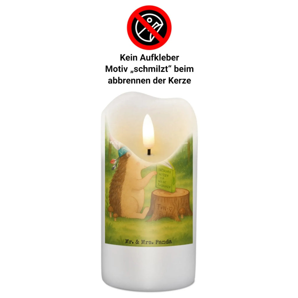 Kerze Igel Federschmuck Design Stumpenkerzen-Set, Kerze Ohne Duft, Stabkerze, Fair-Trade-Kerze, Duftkerze, Metall-Kerze, Blockkerze, Streukerze, Kerze Für Kommunion, Kerze Für Weihnachten, Dinnerkerzenpaar, Tischkerze, Handgemachte Kerze, Kerze Für Firmung, Kerze Mit Fotoeinleger, Kerze Mit Prägung, Teelicht, Kerze Mit Spruch, Kerze Mit Duft, Dinnerkerze, Stearin­kerze, Outdoor-Kerze, Trauerkerze, Votivkerze, Grabkerze, Bio-Kerze, Handgegossene Kerze, Kerze Mit Motiv, Kerze Für Geburtstag, Gartenkerze, Andachtskerze, Gedenkkerze, Kerze Für Hochzeit, Glas-Kerze, Kerze Für Taufe, Kerze Mit Namensgravur, Laternenkerze, Tafelkerze, Sojawachskerze, Kerze Mit Gravur, Kerze Für Advent, Grablicht, Kerze Als Gastgeschenk, Stumpenkerze, Kerze Für Ostern, Kerze, Waldtiere, Tiere, Abenteuer, Indianer, Camping, Lagerfeuer, Igel