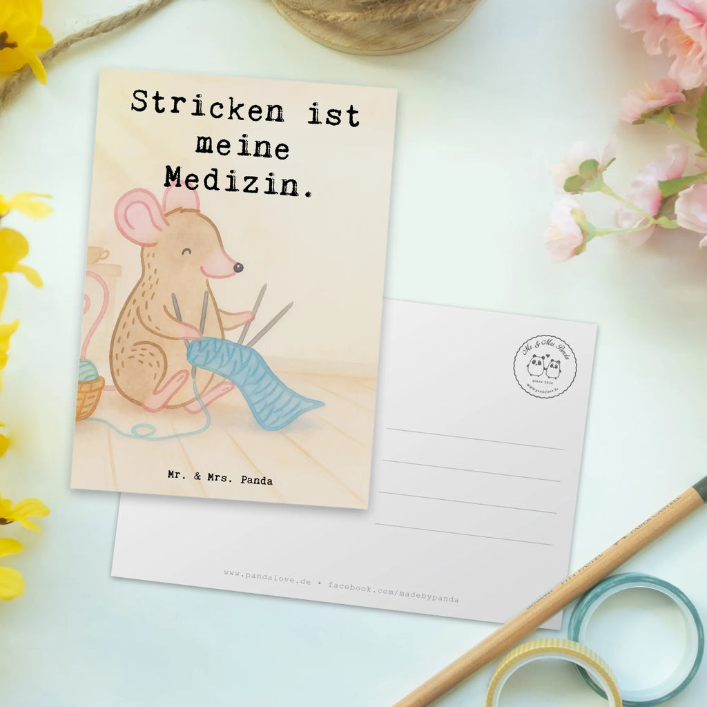 Postkarte Maus Stricken Design Ansichtskarten, Einladungskarten Geburtstag, Dankeskarte, Karte, Postkarte, Einladungskarte, Grußkarte, Ansichtskarte, Geschenkkarte, Einladung Geburtstag, Geburtstagskarte, Einladung, Geschenk, Sport, Sportart, Hobby, Schenken, Danke, Dankeschön, Auszeichnung, Gewinn, Sportler, DIY, Stricken
