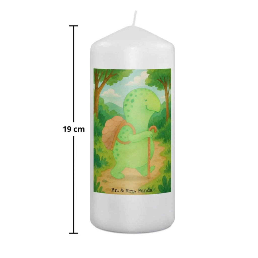 Kerze Schildkröte Wanderer Design Stumpenkerzen-Set, Grabkerze, Kerze Mit Motiv, Sojawachskerze, Dinnerkerze, Stabkerze, Handgemachte Kerze, Outdoor-Kerze, Kerze Mit Fotoeinleger, Kerze Für Advent, Kerze Für Kommunion, Kerze Mit Spruch, Kerze Für Weihnachten, Laternenkerze, Handgegossene Kerze, Andachtskerze, Stumpenkerze, Kerze Als Gastgeschenk, Kerze, Blockkerze, Gedenkkerze, Dinnerkerzenpaar, Kerze Für Geburtstag, Votivkerze, Kerze Für Hochzeit, Bio-Kerze, Grablicht, Duftkerze, Teelicht, Stearin­kerze, Kerze Mit Gravur, Kerze Mit Prägung, Kerze Für Firmung, Glas-Kerze, Trauerkerze, Kerze Mit Duft, Kerze Für Taufe, Metall-Kerze, Kerze Mit Namensgravur, Tischkerze, Kerze Für Ostern, Tafelkerze, Fair-Trade-Kerze, Kerze Ohne Duft, Streukerze, Gartenkerze, Schildkröte, Motivationsspruch, Schildkröten, Neuanfang, Motivationssprüche, Motivation