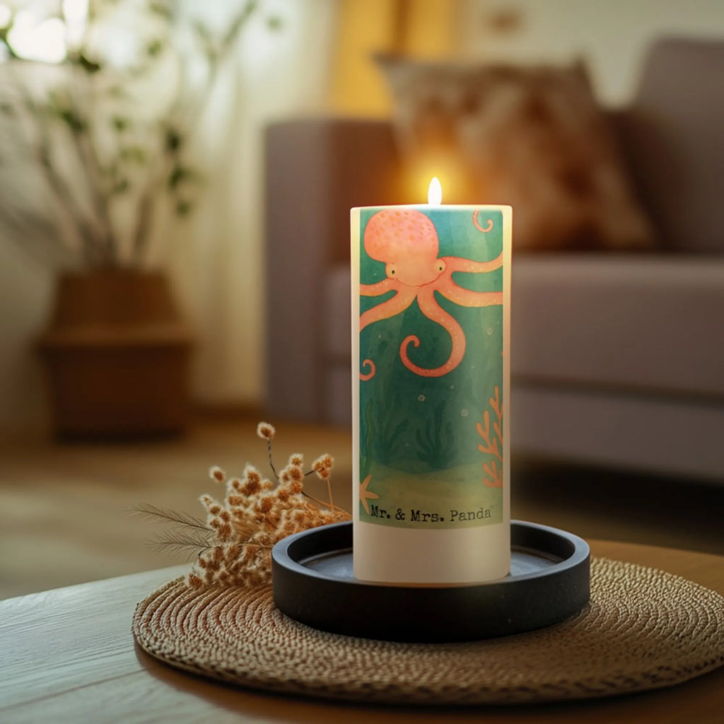 Kerze Tintenfisch Design Kerze Für Kommunion, Streukerze, Kerze Für Weihnachten, Glas-Kerze, Tischkerze, Stabkerze, Kerze Mit Gravur, Kerze Als Gastgeschenk, Blockkerze, Stumpenkerze, Kerze Für Advent, Bio-Kerze, Kerze Mit Prägung, Metall-Kerze, Sojawachskerze, Dinnerkerze, Handgegossene Kerze, Kerze, Laternenkerze, Handgemachte Kerze, Kerze Mit Namensgravur, Fair-Trade-Kerze, Kerze Mit Fotoeinleger, Votivkerze, Andachtskerze, Kerze Für Ostern, Teelicht, Kerze Für Firmung, Kerze Mit Duft, Grablicht, Grabkerze, Stumpenkerzen-Set, Kerze Mit Spruch, Stearin­kerze, Kerze Für Taufe, Gedenkkerze, Duftkerze, Kerze Mit Motiv, Kerze Für Hochzeit, Dinnerkerzenpaar, Kerze Ohne Duft, Outdoor-Kerze, Gartenkerze, Trauerkerze, Tafelkerze, Kerze Für Geburtstag, Tiermotive, Gute Laune, lustige Sprüche, Tiere, Meer, Krake, Tintenfisch, Arme, Ozean, Meerestier, Wasser