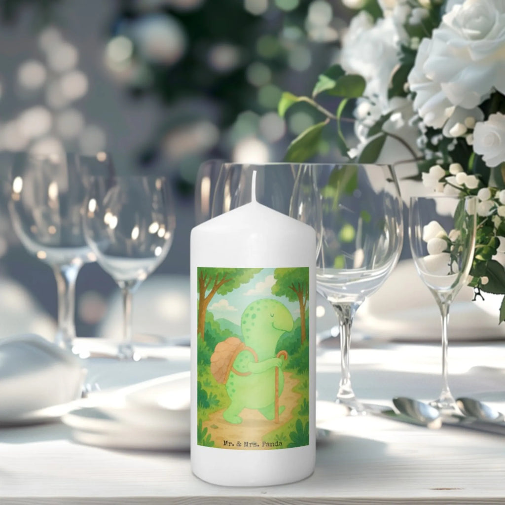 Kerze Schildkröte Wanderer Design Stumpenkerzen-Set, Grabkerze, Kerze Mit Motiv, Sojawachskerze, Dinnerkerze, Stabkerze, Handgemachte Kerze, Outdoor-Kerze, Kerze Mit Fotoeinleger, Kerze Für Advent, Kerze Für Kommunion, Kerze Mit Spruch, Kerze Für Weihnachten, Laternenkerze, Handgegossene Kerze, Andachtskerze, Stumpenkerze, Kerze Als Gastgeschenk, Kerze, Blockkerze, Gedenkkerze, Dinnerkerzenpaar, Kerze Für Geburtstag, Votivkerze, Kerze Für Hochzeit, Bio-Kerze, Grablicht, Duftkerze, Teelicht, Stearin­kerze, Kerze Mit Gravur, Kerze Mit Prägung, Kerze Für Firmung, Glas-Kerze, Trauerkerze, Kerze Mit Duft, Kerze Für Taufe, Metall-Kerze, Kerze Mit Namensgravur, Tischkerze, Kerze Für Ostern, Tafelkerze, Fair-Trade-Kerze, Kerze Ohne Duft, Streukerze, Gartenkerze, Schildkröte, Motivationsspruch, Schildkröten, Neuanfang, Motivationssprüche, Motivation