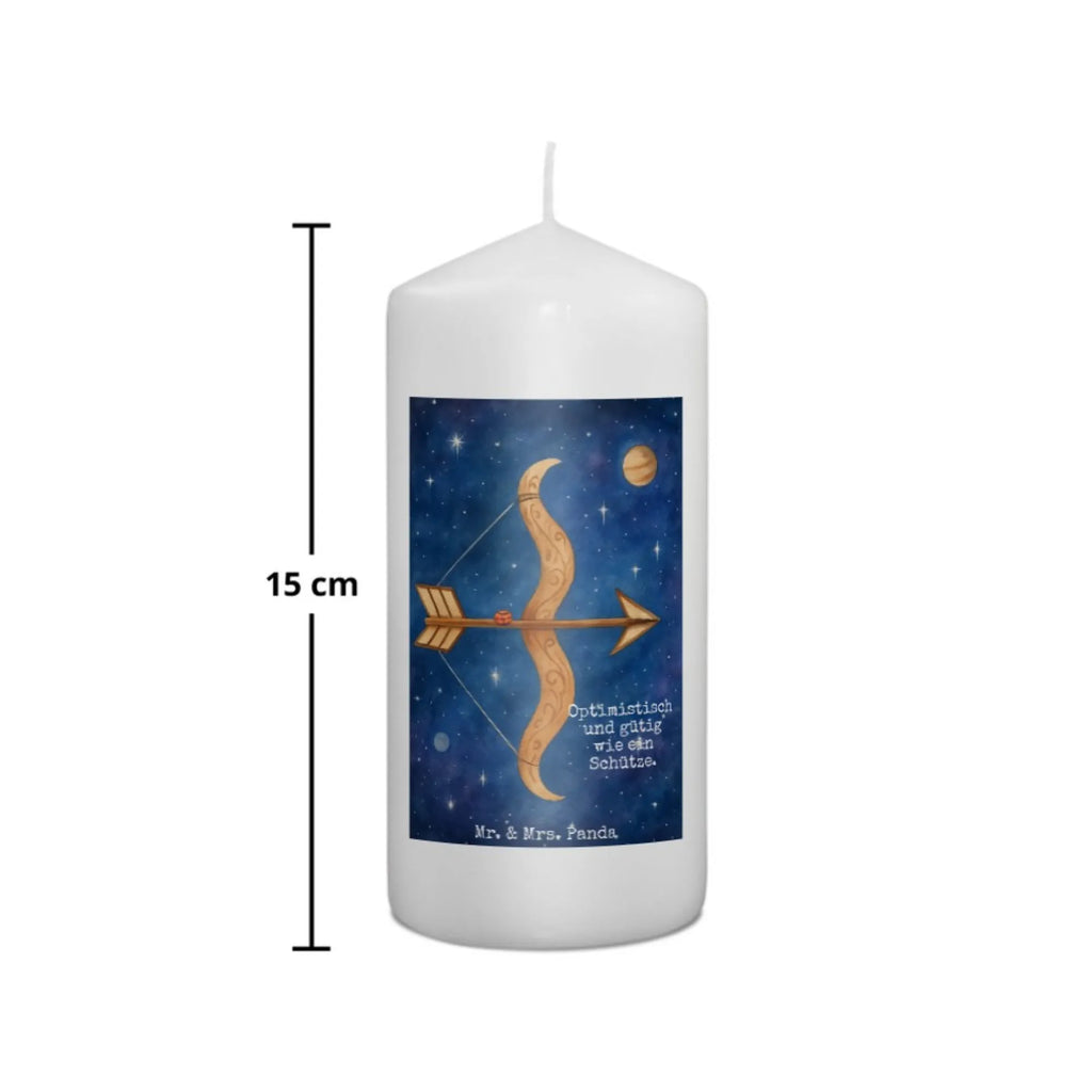 Kerze Sternzeichen Schütze Design Kerze Mit Namensgravur, Kerze Für Geburtstag, Outdoor-Kerze, Teelicht, Laternenkerze, Blockkerze, Kerze Mit Spruch, Kerze Ohne Duft, Metall-Kerze, Kerze Für Weihnachten, Kerze Als Gastgeschenk, Duftkerze, Bio-Kerze, Glas-Kerze, Streukerze, Tischkerze, Andachtskerze, Tafelkerze, Grablicht, Fair-Trade-Kerze, Handgegossene Kerze, Gedenkkerze, Dinnerkerzenpaar, Trauerkerze, Kerze Mit Fotoeinleger, Kerze Für Advent, Stumpenkerzen-Set, Dinnerkerze, Kerze Für Firmung, Sojawachskerze, Stabkerze, Kerze Für Ostern, Kerze Mit Duft, Kerze Für Taufe, Votivkerze, Kerze Für Kommunion, Kerze Mit Gravur, Kerze, Kerze Für Hochzeit, Handgemachte Kerze, Gartenkerze, Kerze Mit Motiv, Grabkerze, Stumpenkerze, Stearin­kerze, Kerze Mit Prägung, Tierkreiszeichen, Sternzeichen, Horoskop, Astrologie, Aszendent, Geschenk Dezember, Geburtstag Dezember, Schütze Geschenk, Schütze Sternzeichen, Geschenk Schützenfest, Schütze, Geschenk November, Geburtstag November