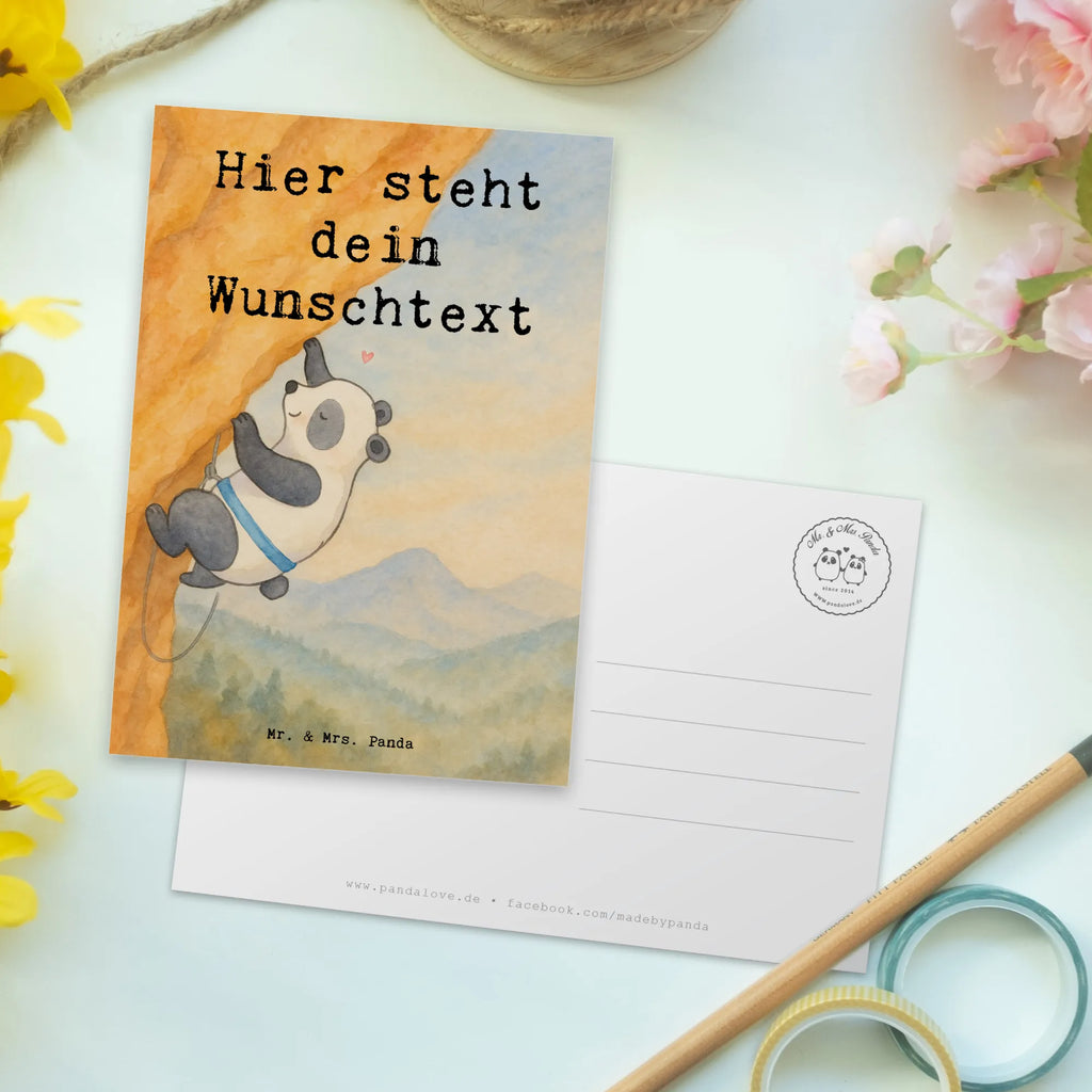 Personalisierte Postkarte Panda Klettern Design Einladung mit Namen, Ansichtskarte mit Namen, Postkarte bedrucken, Grußkarte mit Namen, Geschenkkarte mit Namen, Postkarte personalisierbar, Postkarte mit Wunschtext, Karte mit Wunschtext, Grußkarte mit Wunschtext, Einladung mit Wunschtext, Postkarte mit Namen, Ansichtskarte mit Wunschtext, Geschenkkarte mit Wunschtext, Karte mit Namen, Geschenk, Sport, Sportart, Hobby, Schenken, Danke, Dankeschön, Auszeichnung, Gewinn, Sportler, Klettern, Klettersport, Kletterhalle, Bouldern