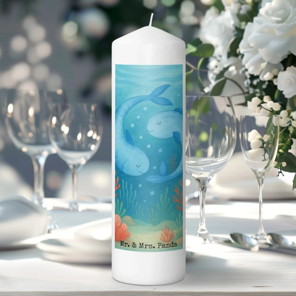 Kerze Sternzeichen Fische Design Bio-Kerze, Handgemachte Kerze, Handgegossene Kerze, Kerze Ohne Duft, Stumpenkerze, Tafelkerze, Gedenkkerze, Dinnerkerzenpaar, Sojawachskerze, Duftkerze, Kerze Mit Spruch, Kerze Für Advent, Grablicht, Kerze Für Kommunion, Blockkerze, Stearin­kerze, Kerze Für Ostern, Kerze Für Hochzeit, Kerze Für Geburtstag, Outdoor-Kerze, Kerze Für Taufe, Gartenkerze, Kerze Mit Prägung, Fair-Trade-Kerze, Kerze Als Gastgeschenk, Grabkerze, Stabkerze, Streukerze, Kerze Mit Duft, Andachtskerze, Teelicht, Tischkerze, Kerze Mit Gravur, Stumpenkerzen-Set, Kerze Mit Namensgravur, Metall-Kerze, Kerze Mit Fotoeinleger, Glas-Kerze, Trauerkerze, Kerze Für Weihnachten, Laternenkerze, Kerze Mit Motiv, Votivkerze, Kerze, Kerze Für Firmung, Dinnerkerze, Tierkreiszeichen, Sternzeichen, Horoskop, Astrologie, Aszendent, Geschenk Februar, Fische Sternbild, Fische Geschenk, Geburtstag März, Geschenk März, Fisch, Geburtstag Februar, Fische Sternzeichen