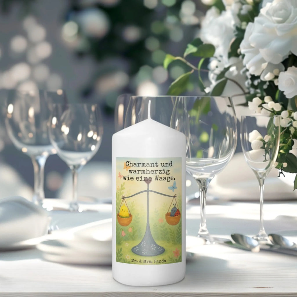 Candle Star sign Scale Design Kerze Für Firmung, Kerze Mit Namensgravur, Sojawachskerze, Tafelkerze, Kerze Mit Duft, Laternenkerze, Dinnerkerzenpaar, Andachtskerze, Stumpenkerzen-Set, Kerze Für Taufe, Kerze Ohne Duft, Fair-Trade-Kerze, Streukerze, Stearin­kerze, Kerze Mit Fotoeinleger, Bio-Kerze, Kerze, Duftkerze, Kerze Mit Prägung, Votivkerze, Handgemachte Kerze, Metall-Kerze, Kerze Mit Spruch, Kerze Für Hochzeit, Kerze Für Weihnachten, Grablicht, Handgegossene Kerze, Stabkerze, Kerze Für Kommunion, Kerze Mit Motiv, Tischkerze, Gedenkkerze, Dinnerkerze, Glas-Kerze, Outdoor-Kerze, Kerze Für Geburtstag, Kerze Als Gastgeschenk, Kerze Für Ostern, Blockkerze, Kerze Für Advent, Teelicht, Stumpenkerze, Kerze Mit Gravur, Grabkerze, Gartenkerze, Trauerkerze, Tierkreiszeichen, Sternzeichen, Horoskop, Astrologie, Aszendent, Geburtstag Oktober, Biene, Hummel, Marienkäfer, Geschenk September, Gleichgewicht, Waage, Geburtstag September, Waage Geschenk, Geschenk Oktober, Waage Sternzeichen