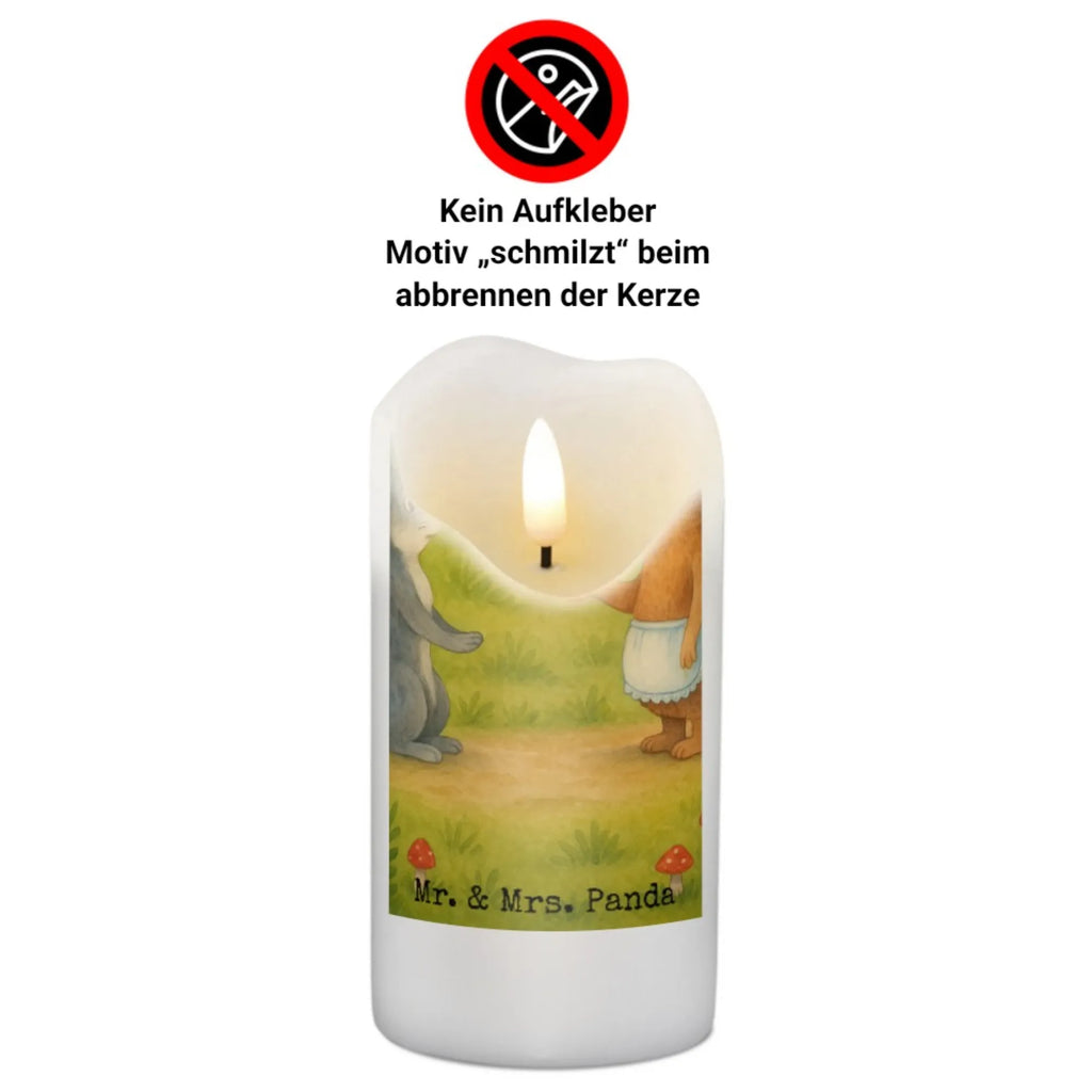 Kerze Hase Igel Design Kerze Als Gastgeschenk, Kerze Für Taufe, Bio-Kerze, Kerze Mit Prägung, Kerze Mit Spruch, Kerze Mit Fotoeinleger, Metall-Kerze, Dinnerkerze, Trauerkerze, Outdoor-Kerze, Votivkerze, Blockkerze, Streukerze, Stearin­kerze, Kerze Für Hochzeit, Kerze Für Weihnachten, Glas-Kerze, Stumpenkerzen-Set, Handgegossene Kerze, Kerze Mit Duft, Kerze Mit Gravur, Kerze Für Kommunion, Gedenkkerze, Kerze Mit Motiv, Kerze Für Firmung, Gartenkerze, Laternenkerze, Kerze Mit Namensgravur, Tafelkerze, Teelicht, Kerze, Stabkerze, Duftkerze, Fair-Trade-Kerze, Kerze Für Ostern, Dinnerkerzenpaar, Handgemachte Kerze, Stumpenkerze, Kerze Für Advent, Sojawachskerze, Andachtskerze, Kerze Für Geburtstag, Grabkerze, Tischkerze, Kerze Ohne Duft, Grablicht, Tiermotive, Gute Laune, lustige Sprüche, Tiere, Liebe Spruch, Hase, Trösten, Herzschmerz, Trennungsschmerz, Igel und Hase, Spruch romantisch, Liebeskummer Geschenk, Igel