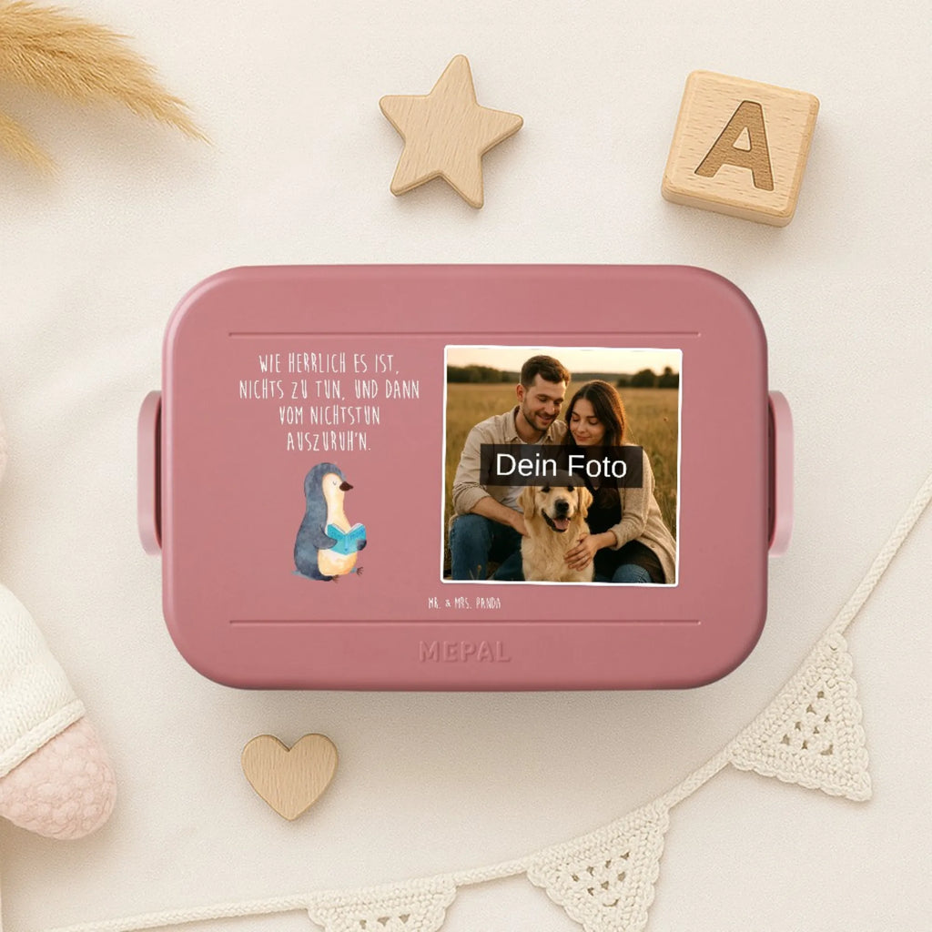 MEPAL Foto Bentobox Pinguin Buch Foto Bentobox, Foto Brotdose, Foto Lunchbox, Pinguin, Ferien, Pinguine, Faulenzen, Nichtstun, Lesen, Buch, Urlaub, Freizeit, Bücherwurm