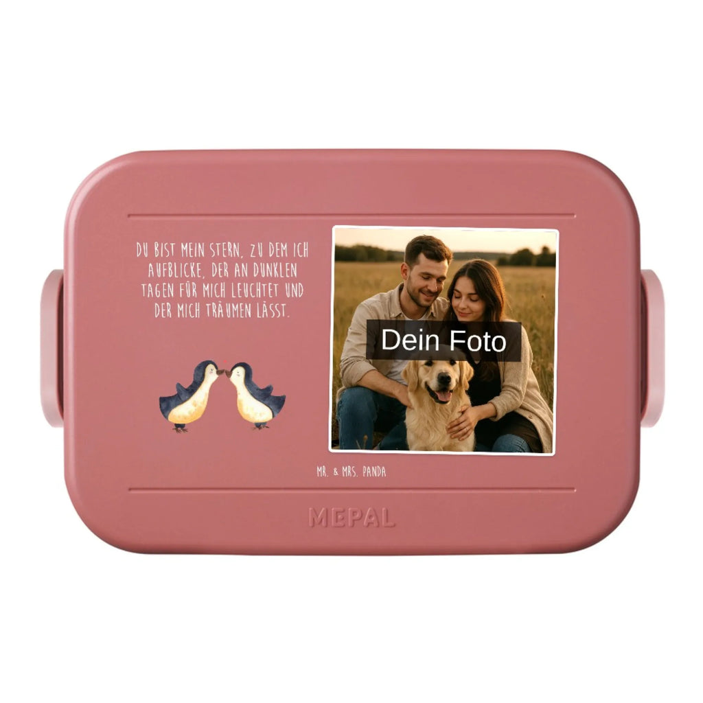 MEPAL Foto Bentobox Pinguin Liebe Foto Brotdose, Foto Lunchbox, Foto Bentobox, Liebe, Partner, Freund, Freundin, Ehemann, Ehefrau, Heiraten, Verlobung, Heiratsantrag, Liebesgeschenk, Jahrestag, Hocheitstag, Pärchen. Liebespaar, Verlobter, Pinguine, Pinguin, Pinguinpaar, Hochzeit, Liebesbeweis, Liebesspruch, Verlobte, Geschenkidee, Pinguin Paar, Love, Geschenk Freund, Paar, Hochzeitstag, Gastgeschenk, Geschenk Freundin, Geschenk Hochzeitstag, Pinguin Liebe
