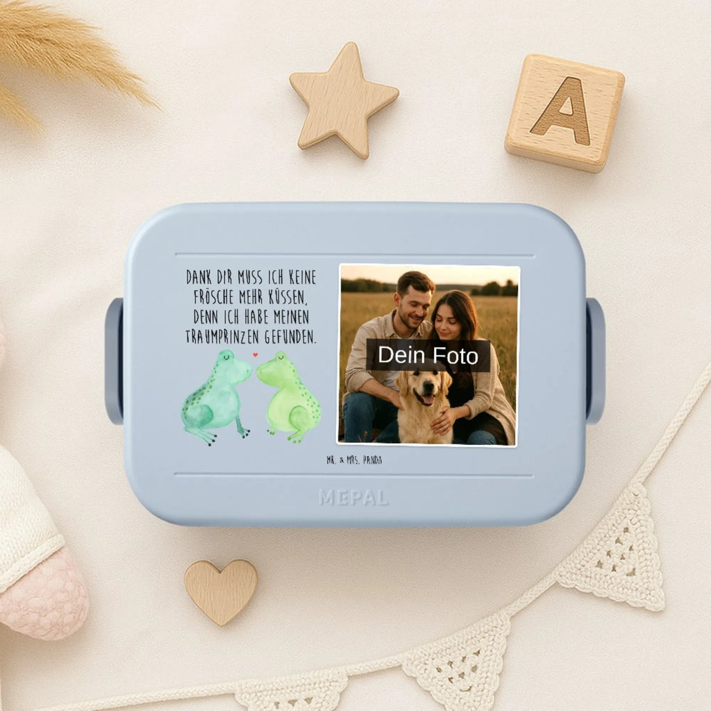 MEPAL Foto Bentobox Frosch Liebe Foto Brotdose, Foto Lunchbox, Foto Bentobox, Liebe, Partner, Freund, Freundin, Ehemann, Ehefrau, Heiraten, Verlobung, Heiratsantrag, Liebesgeschenk, Jahrestag, Hocheitstag, Frosch, Geschenk Freund, Fröschchen, Froschkönig, Geschenk Hochzeit, Liebesbeweis, Frösche, Geschenk Freundin, Verheiratet, Verliebt, Verlobt, Hochzeitstag