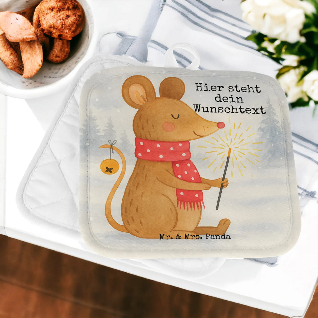 Personalisierte Topflappen Maus Weihnachten Design Personalisierte Topfuntersetzer, Topflappen personalisiert, Namensaufdruck, Personalisierter Ofenhandschuh, Topflappen Set personalisiert, Topflappen mit Namen, Winter, Weihnachten, Weihnachtsdeko, Nikolaus, Advent, Heiligabend, Wintermotiv, Frohe Weihnachten, Weihnachtswunder, Mäuschen, Weihnachtsgruß, Weihnachtsmotiv, Maus