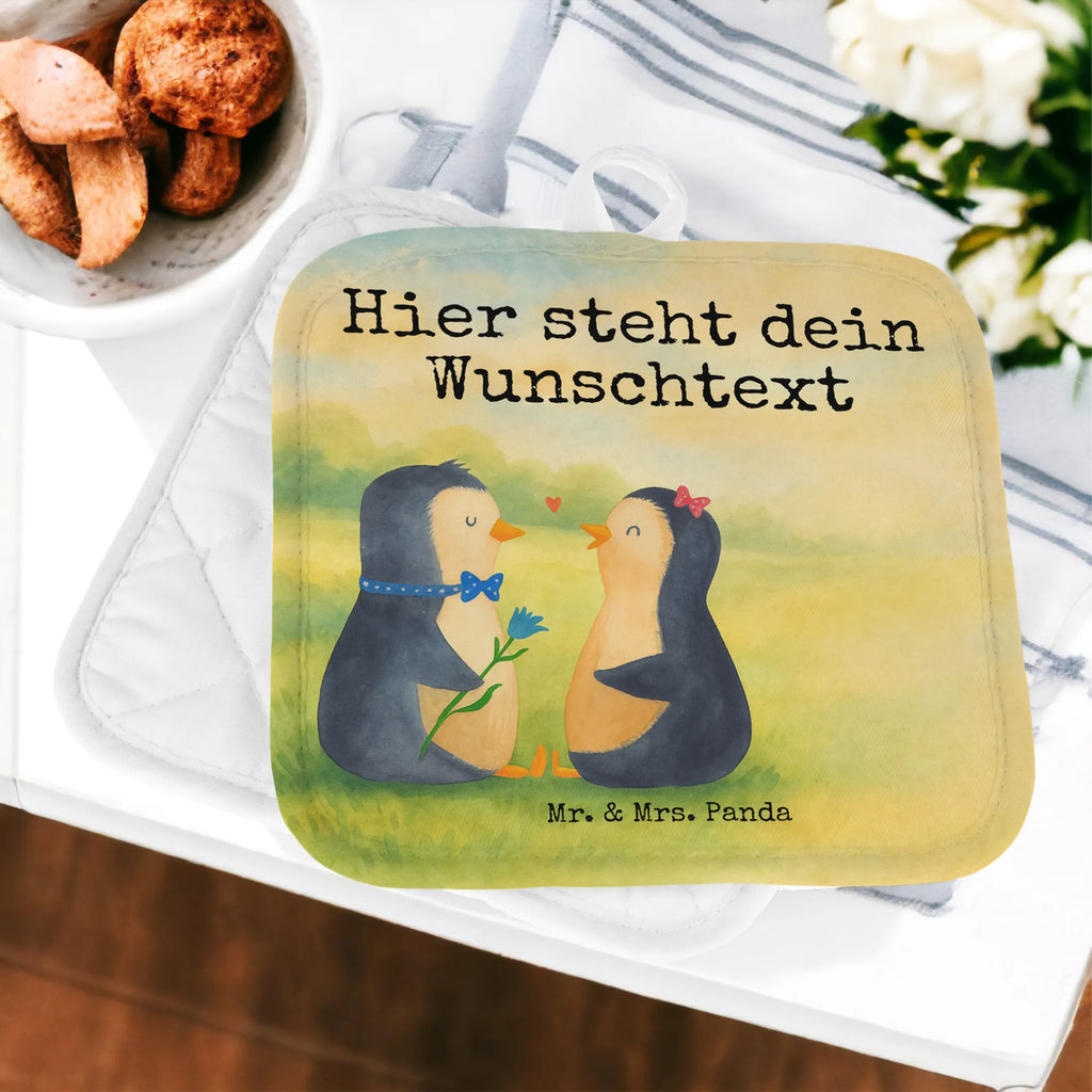 Personalisierte Topflappen Pinguin Pärchen Design Topflappen Set personalisiert, Personalisierter Ofenhandschuh, Personalisierte Topfuntersetzer, Topflappen personalisiert, Topflappen mit Namen, Namensaufdruck, Pinguin, Hochzeitstag, Liebe, Verlobung, Jahrestag, Traumpaar, Pinguine, Liebesgeschenk, Liebesbeweis, Liebespaar, Hochzeit, Hochzeitsgeschenk, große Liebe