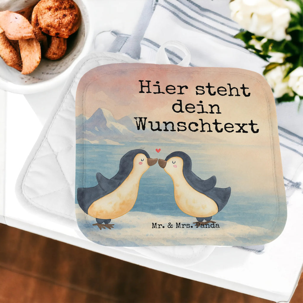 Personalisierte Topflappen Pinguine Kuss Design Namensaufdruck, Topflappen Set personalisiert, Topflappen personalisiert, Topflappen mit Namen, Personalisierte Topfuntersetzer, Personalisierter Ofenhandschuh, Liebe, Partner, Freund, Freundin, Ehemann, Ehefrau, Heiraten, Verlobung, Heiratsantrag, Liebesgeschenk, Jahrestag, Hocheitstag, für Männer, für Ehemann, Valentinstag, Mitbringsel, Geschenk für Freundin, Geschenk für Partner, Geschenk für Frauen, Liebesbeweis, Hochzeitstag