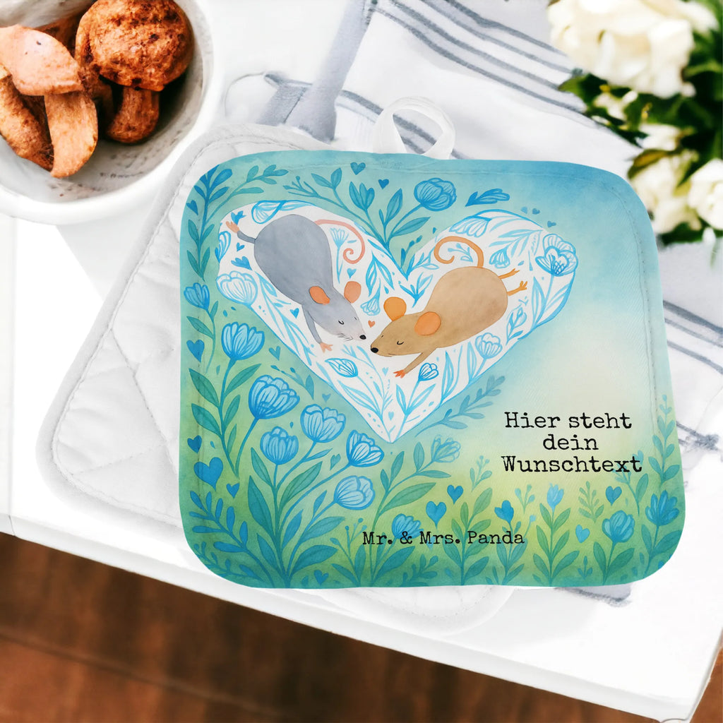 Personalisierte Topflappen Mäuse Herz Design Personalisierter Ofenhandschuh, Personalisierte Topfuntersetzer, Topflappen mit Namen, Topflappen Set personalisiert, Namensaufdruck, Topflappen personalisiert, Liebe, Partner, Freund, Freundin, Ehemann, Ehefrau, Heiraten, Verlobung, Heiratsantrag, Liebesgeschenk, Jahrestag, Hocheitstag, Liebesbotschaft, Mäuse, Lieblingsmensch, Hochzeit, Liebesbeweis, Love, Gemeinsamkeit, Geschenk für zwei, Maus