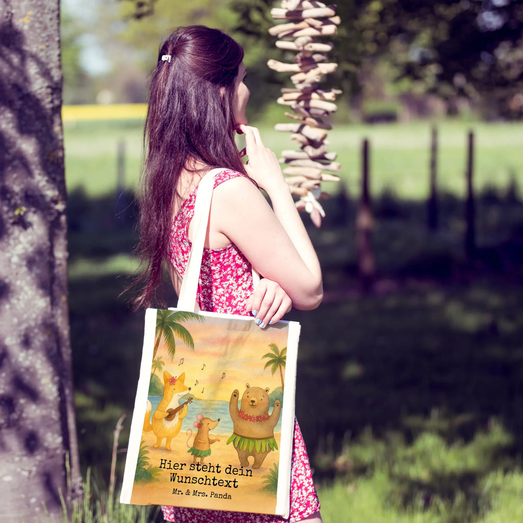 Personalisierte Tragetasche Waldtiere Aloha Design Umhängetasche, Tüte, Einkaufstasche mit Namen, Stoffbeutel mit Namen, Einkaufsbeutel, Personalisierte Tasche, Schultertasche, Statementbeutel, Personalisierte Kindergartentasche, Personalisierte Einkaufstasche, Tragetasche mit Namen, Personalisierte Jutetasche, Personalisierter Beutel, Personalisierte Beuteltasche, Personalisierter Stoffbeutel, Strandtasche, Personalisierter Jutebeutel, Tasche, Shopper, lustige Sprüche, Tiere, Tiermotive, Gute Laune, Musik, Hase, Wald, Leben, Waldtiere, Aloha, Lachen, Tanzen, Bär, Igel