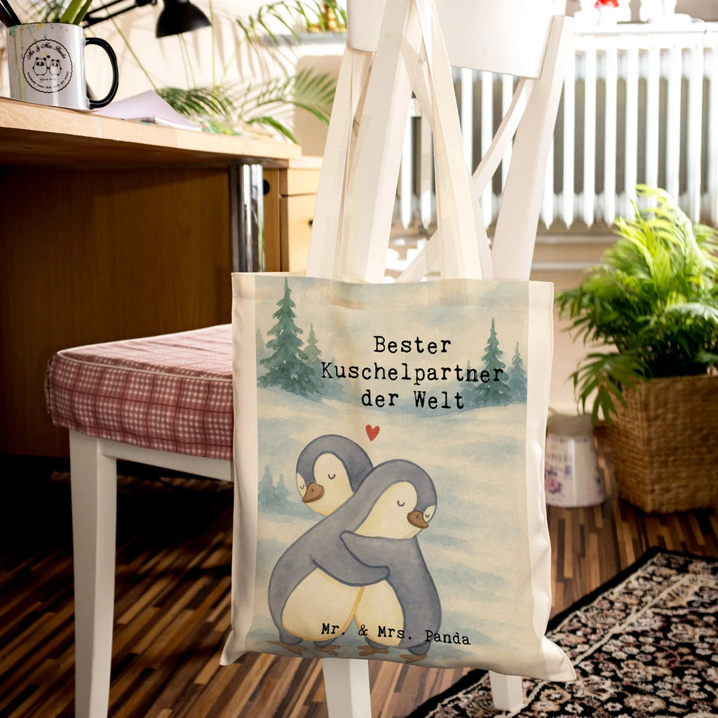 Tragetasche Pinguin Bester Kuschelpartner der Welt Design Einkaufstasche, Shopper, Laptoptasche, Jutetasche, Einkaufstüte, Strandtasche, Beuteltasche, Stofftasche, Badetasche, Beutel, Stoffbeutel, Schultertasche, Tragetasche, Jutebeutel, Tasche, Umhängetasche, für, Dankeschön, Geschenk, Schenken, Geburtstag, Geburtstagsgeschenk, Geschenkidee, Danke, Bedanken, Mitbringsel, Freude machen, Geschenktipp, Freund, Hochzeitstag, Bett, verliebt, Ehepartner, Kuschelpartner, Lebenspartner, Freundin, Kuscheln, Liebe, Partner, Ehemann, Ehefrau