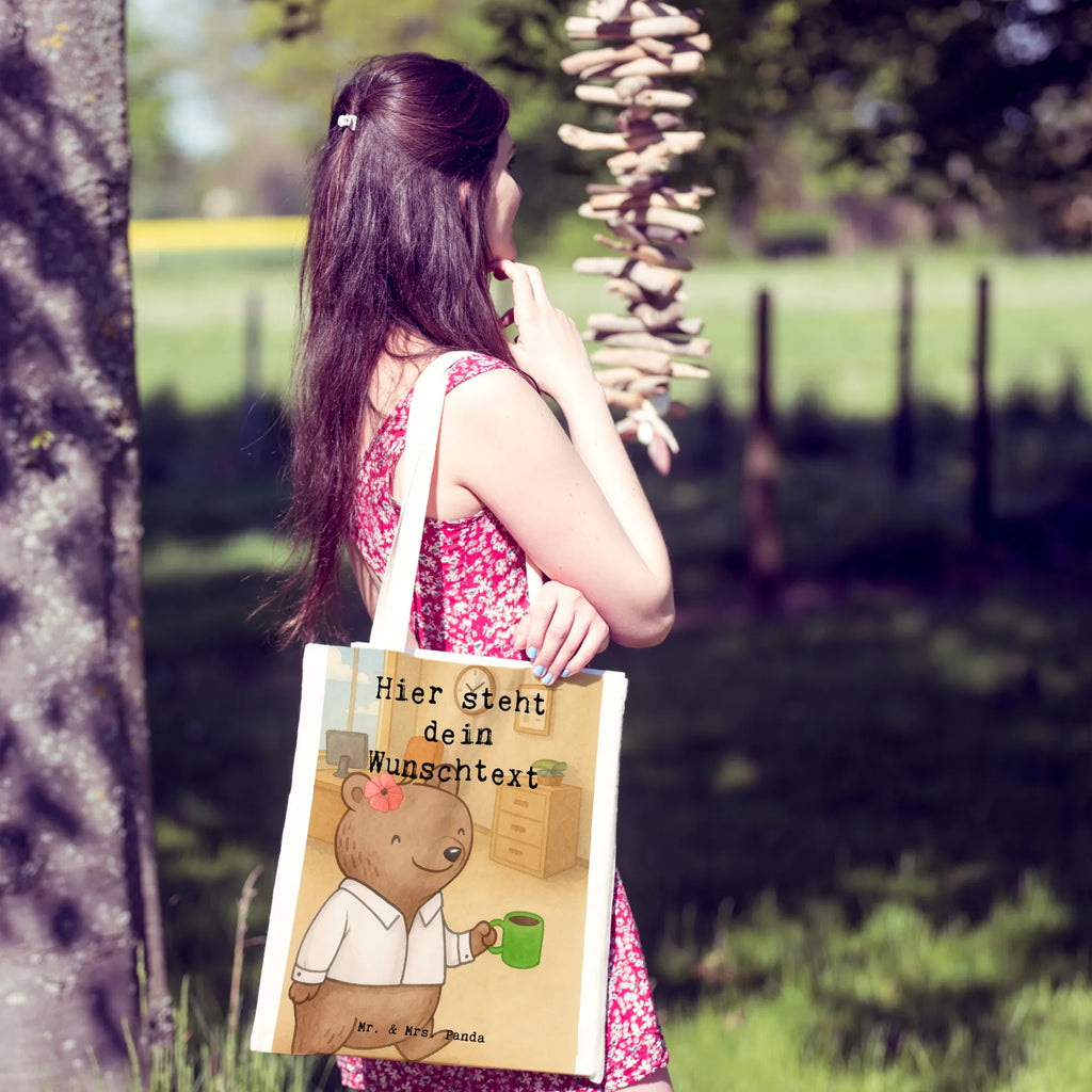 Personalisierte Tragetasche Beamtin Leidenschaft Design Tragetasche mit Namen, Personalisierte Kindergartentasche, Personalisierte Beuteltasche, Personalisierte Jutetasche, Stoffbeutel mit Namen, Personalisierter Stoffbeutel, Personalisierter Jutebeutel, Einkaufstasche mit Namen, Personalisierter Beutel, Personalisierte Einkaufstasche, Personalisierte Tasche, Beruf, Ausbildung, Jubiläum, Abschied, Rente, Kollege, Kollegin, Geschenk, Schenken, Arbeitskollege, Mitarbeiter, Firma, Danke, Dankeschön, Studium, Beamtentum, öffentlicher Dienst, Beamte, Verbeamtung, Amt