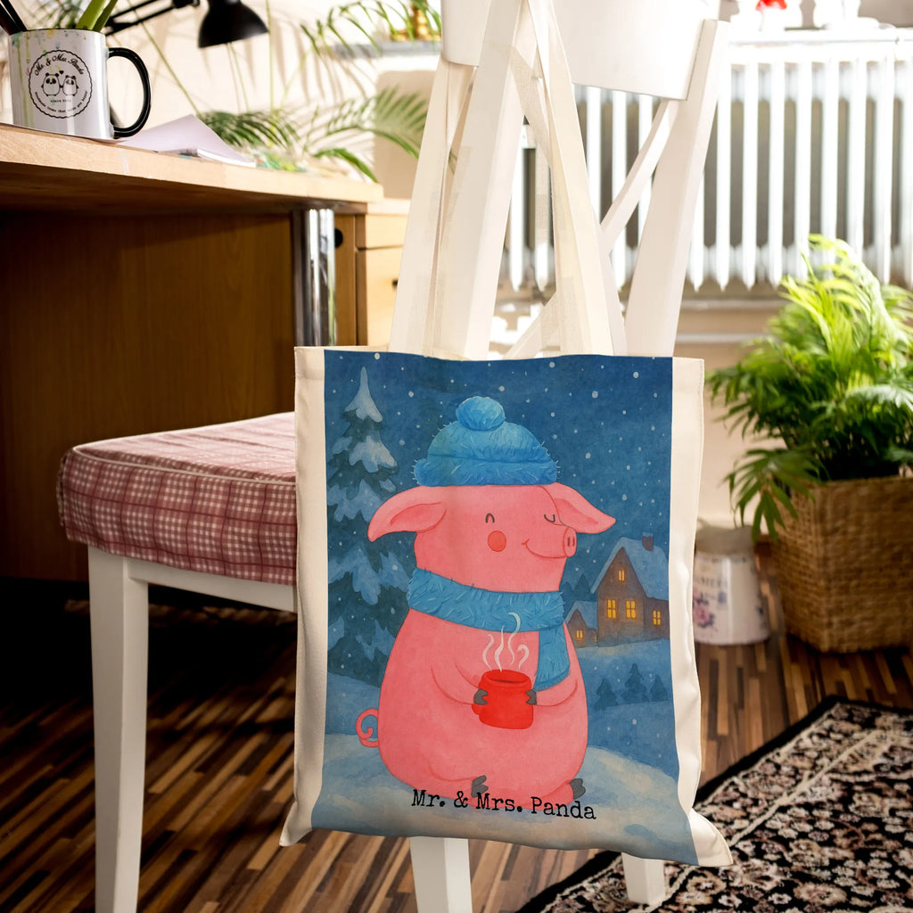 Tragetasche Schwein Glühwein Design Beuteltasche, Stofftasche, Umhängetasche, Strandtasche, Jutetasche, Jutebeutel, Einkaufstasche, Stoffbeutel, Schultertasche, Laptoptasche, Einkaufstüte, Tasche, Tragetasche, Beutel, Badetasche, Shopper, Winter, Weihnachten, Weihnachtsdeko, Nikolaus, Advent, Heiligabend, Wintermotiv, Punsch, Glühschwein, Weihnachtsmarkt, Glühwein