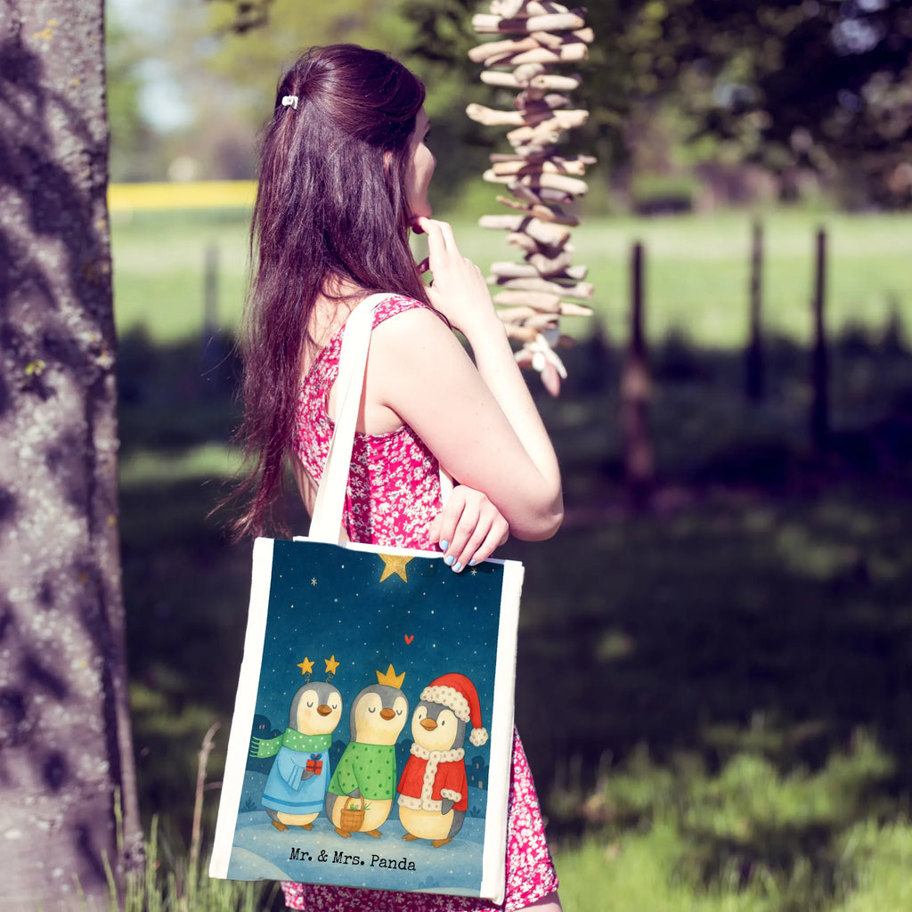 Tragetasche Winterzeit Heilige drei Könige Design Shopper, Jutetasche, Einkaufstasche, Schultertasche, Strandtasche, Laptoptasche, Beutel, Beuteltasche, Stofftasche, Tragetasche, Umhängetasche, Stoffbeutel, Tasche, Badetasche, Einkaufstüte, Jutebeutel, Winter, Weihnachten, Weihnachtsdeko, Nikolaus, Advent, Heiligabend, Wintermotiv, Weihnachtsmann, Heilige drei Könige, Weihnachtszeit, Weihnachtstage