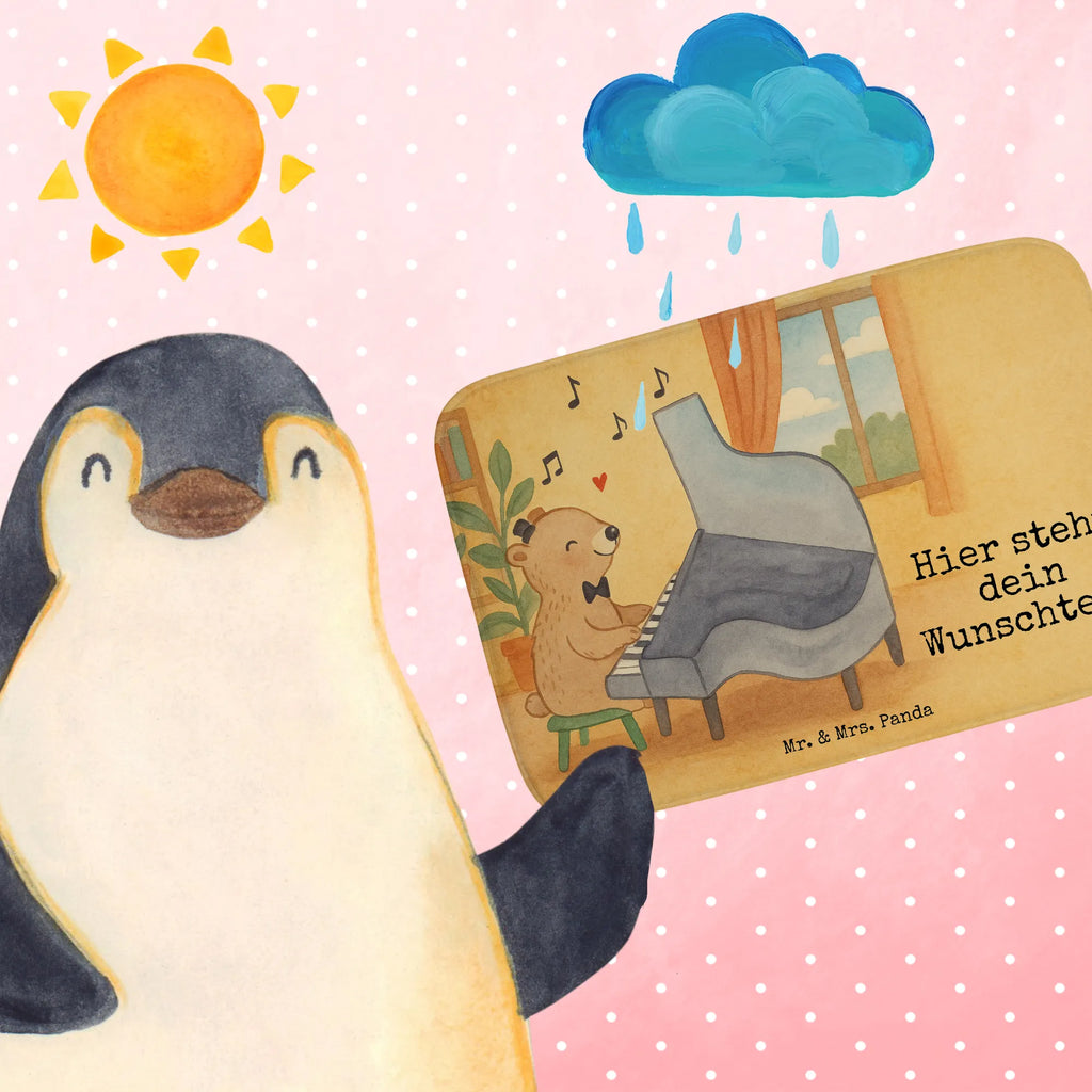 Personalisierte Badematte Bär Klavier Design Badvorleger Mit Wunschtext, Runder Badvorleger Personalisiert, Weicher Badvorleger Mit Wunschtext, Badezimmermatte Mit Wunschtext, Rechteckiger Badvorleger Mit Namen, Badmatte Waschbar Mit Wunschtext, Badvorleger Baumwolle Mit Namen, Personaliserter Badvorleger, Saugfähiger Badvorleger Mit Wunschtext, Badvorleger Modern Mit Namen, Badvorleger Design Mit Gravur, Badvorleger Nachhaltig Mit Namen, Teppich Fürs Bad Mit Namen, Badvorleger Selbst Gestalten, Badvorleger Weiß Mit Namen, Badvorleger Mit Gravur, Badematte Rutschfest Mit Namen, Badematten Set Personalisiert, Duschvorleger Mit Namen, Waschbarer Badvorleger Mit Namen, Badvorleger Für Dusche Mit Wunschtext, Badezimmerteppich Personalisiert, Badteppich Mit Wunschtext, Badvorleger Mikrofaser Personalisiert, Badvorleger Gäste-WC Personalisiert, Badvorleger Klassisch Mit Wunschtext, Badläufer Mit Namen, Badvorleger Gemustert Mit Wunschtext, Badvorleger Für Badewanne Mit Namen, Rutschfester Badvorleger Mit Namen, Badematte Mit Namen, Badvorleger Mit Initialen, Badezimmer Matte Mit Namen, Badvorleger Groß Mit Wunschtext, Badvorleger Schwarz Mit Wunschtext, Badgarnitur Mit Wunschtext, Werbegeschenk mit Text, Badvorleger Mit Bestickung, Badvorleger Klein Mit Namen, Webegeschenk mit Firmennamen, Badvorleger Mit Namen, Badvorleger Vintage Mit Namen, Bad Fußmatte Personalisiert, Instrumente, Geschenke Musiker, Musikliebhaber, Konzert, Klavier, Flügel, Bär, Klassik, Pianist