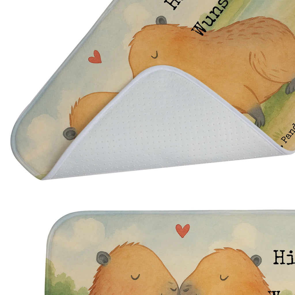 Personalisierte Badematte Capybara Liebe Design Badvorleger Klein Mit Namen, Badvorleger Für Badewanne Mit Namen, Badvorleger Gäste-WC Personalisiert, Bad Fußmatte Personalisiert, Badvorleger Modern Mit Namen, Badvorleger Baumwolle Mit Namen, Duschvorleger Mit Namen, Badezimmer Matte Mit Namen, Badvorleger Selbst Gestalten, Badematten Set Personalisiert, Badvorleger Mikrofaser Personalisiert, Badvorleger Mit Gravur, Badvorleger Mit Namen, Badvorleger Für Dusche Mit Wunschtext, Badvorleger Mit Bestickung, Badläufer Mit Namen, Badteppich Mit Wunschtext, Werbegeschenk mit Text, Runder Badvorleger Personalisiert, Badvorleger Weiß Mit Namen, Badvorleger Design Mit Gravur, Badvorleger Nachhaltig Mit Namen, Badvorleger Mit Initialen, Personaliserter Badvorleger, Badvorleger Schwarz Mit Wunschtext, Badvorleger Vintage Mit Namen, Badvorleger Klassisch Mit Wunschtext, Badematte Mit Namen, Badezimmermatte Mit Wunschtext, Webegeschenk mit Firmennamen, Badezimmerteppich Personalisiert, Rutschfester Badvorleger Mit Namen, Badematte Rutschfest Mit Namen, Badvorleger Groß Mit Wunschtext, Weicher Badvorleger Mit Wunschtext, Rechteckiger Badvorleger Mit Namen, Teppich Fürs Bad Mit Namen, Badvorleger Mit Wunschtext, Badgarnitur Mit Wunschtext, Badmatte Waschbar Mit Wunschtext, Waschbarer Badvorleger Mit Namen, Saugfähiger Badvorleger Mit Wunschtext, Badvorleger Gemustert Mit Wunschtext, Tiermotive, Gute Laune, lustige Sprüche, Tiere, Geschenkidee, Partnertiere, Beziehung, Tierliebe, Valentinstag, Du bist meins, Romantisches Geschenk, Liebe, Liebesbeweis, verliebt, Handgezeichnet, Ich bin deins, Verschmolzen, Jahrestag, Capybara, Paar, Herzlich, Ehejubiläum, Kuschel Capybaras, Liebesspruch