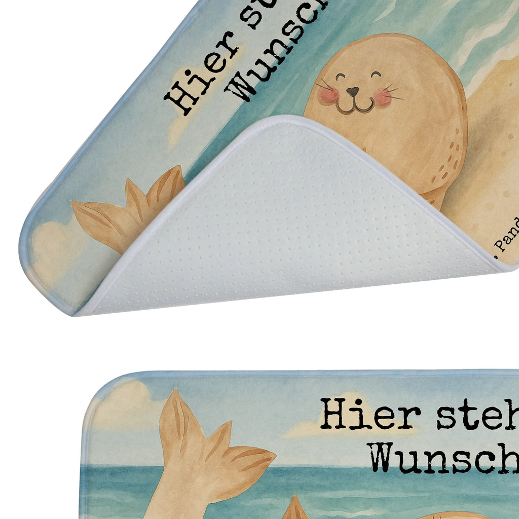 Personalisierte Badematte Robbe Liegen Design Badvorleger Mit Gravur, Badezimmer Matte Mit Namen, Werbegeschenk mit Text, Saugfähiger Badvorleger Mit Wunschtext, Badematte Rutschfest Mit Namen, Rechteckiger Badvorleger Mit Namen, Badezimmermatte Mit Wunschtext, Bad Fußmatte Personalisiert, Badvorleger Für Dusche Mit Wunschtext, Badgarnitur Mit Wunschtext, Badvorleger Klassisch Mit Wunschtext, Badvorleger Gemustert Mit Wunschtext, Badvorleger Mit Initialen, Badteppich Mit Wunschtext, Badezimmerteppich Personalisiert, Badvorleger Schwarz Mit Wunschtext, Badvorleger Baumwolle Mit Namen, Duschvorleger Mit Namen, Badläufer Mit Namen, Badvorleger Modern Mit Namen, Badvorleger Nachhaltig Mit Namen, Badmatte Waschbar Mit Wunschtext, Waschbarer Badvorleger Mit Namen, Badvorleger Mikrofaser Personalisiert, Weicher Badvorleger Mit Wunschtext, Badvorleger Mit Wunschtext, Rutschfester Badvorleger Mit Namen, Badematten Set Personalisiert, Badvorleger Groß Mit Wunschtext, Badvorleger Für Badewanne Mit Namen, Badvorleger Weiß Mit Namen, Badematte Mit Namen, Badvorleger Klein Mit Namen, Teppich Fürs Bad Mit Namen, Badvorleger Mit Bestickung, Badvorleger Design Mit Gravur, Webegeschenk mit Firmennamen, Runder Badvorleger Personalisiert, Badvorleger Gäste-WC Personalisiert, Badvorleger Vintage Mit Namen, Badvorleger Mit Namen, Personaliserter Badvorleger, Badvorleger Selbst Gestalten, Tiermotive, Gute Laune, lustige Sprüche, Tiere, Nordsee, Ostsee, Robben, Seehund, Freude, Meerestier, Lachen, Robbe, Strand