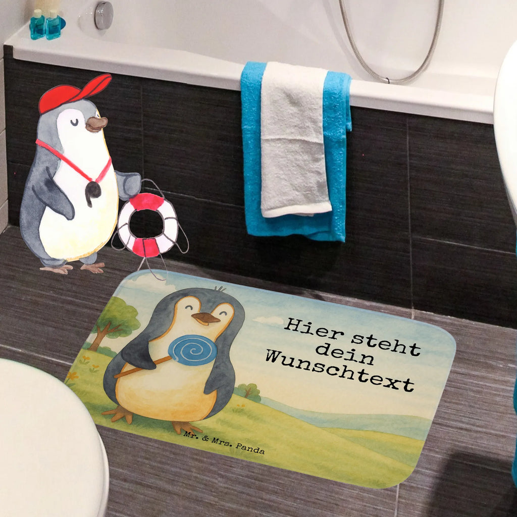 Personalisierte Badematte Pinguin Lolli Design Badvorleger Weiß Mit Namen, Bad Fußmatte Personalisiert, Rutschfester Badvorleger Mit Namen, Badvorleger Selbst Gestalten, Badvorleger Mit Wunschtext, Personaliserter Badvorleger, Badvorleger Modern Mit Namen, Badvorleger Mit Namen, Waschbarer Badvorleger Mit Namen, Badvorleger Klassisch Mit Wunschtext, Badvorleger Gemustert Mit Wunschtext, Saugfähiger Badvorleger Mit Wunschtext, Badvorleger Gäste-WC Personalisiert, Badvorleger Mit Initialen, Runder Badvorleger Personalisiert, Badematte Rutschfest Mit Namen, Duschvorleger Mit Namen, Badvorleger Vintage Mit Namen, Badvorleger Mit Gravur, Badvorleger Mit Bestickung, Badezimmermatte Mit Wunschtext, Badmatte Waschbar Mit Wunschtext, Badvorleger Design Mit Gravur, Badläufer Mit Namen, Badematte Mit Namen, Werbegeschenk mit Text, Badvorleger Klein Mit Namen, Rechteckiger Badvorleger Mit Namen, Weicher Badvorleger Mit Wunschtext, Badvorleger Für Badewanne Mit Namen, Badgarnitur Mit Wunschtext, Badvorleger Schwarz Mit Wunschtext, Badezimmerteppich Personalisiert, Badematten Set Personalisiert, Teppich Fürs Bad Mit Namen, Badvorleger Baumwolle Mit Namen, Badvorleger Groß Mit Wunschtext, Badvorleger Für Dusche Mit Wunschtext, Badezimmer Matte Mit Namen, Badteppich Mit Wunschtext, Webegeschenk mit Firmennamen, Badvorleger Mikrofaser Personalisiert, Badvorleger Nachhaltig Mit Namen, Pinguin, Rebell, Ganove, Pinguine, Gauner, Lolli, Spruch, Rabauke, Süßigkeiten, Blödsinn