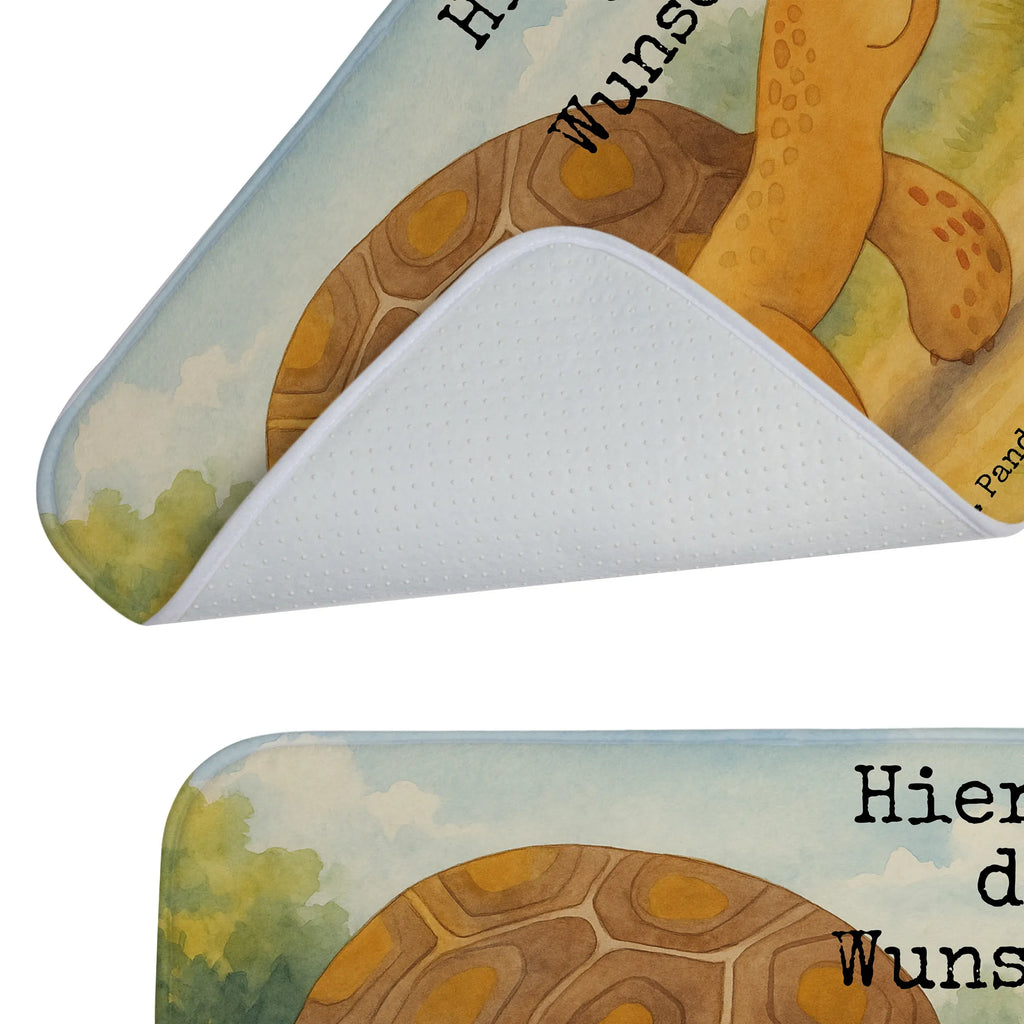 Personalisierte Badematte Schildkröte Marschieren Design Badvorleger Selbst Gestalten, Badvorleger Baumwolle Mit Namen, Badläufer Mit Namen, Webegeschenk mit Firmennamen, Badvorleger Vintage Mit Namen, Badvorleger Gemustert Mit Wunschtext, Rechteckiger Badvorleger Mit Namen, Badezimmermatte Mit Wunschtext, Badvorleger Design Mit Gravur, Badezimmerteppich Personalisiert, Badvorleger Mit Gravur, Badvorleger Klassisch Mit Wunschtext, Saugfähiger Badvorleger Mit Wunschtext, Badvorleger Gäste-WC Personalisiert, Badvorleger Für Dusche Mit Wunschtext, Badvorleger Mikrofaser Personalisiert, Badvorleger Modern Mit Namen, Weicher Badvorleger Mit Wunschtext, Bad Fußmatte Personalisiert, Badvorleger Für Badewanne Mit Namen, Badvorleger Mit Namen, Badematten Set Personalisiert, Waschbarer Badvorleger Mit Namen, Badvorleger Klein Mit Namen, Badematte Rutschfest Mit Namen, Badvorleger Mit Bestickung, Teppich Fürs Bad Mit Namen, Badvorleger Mit Wunschtext, Badvorleger Groß Mit Wunschtext, Rutschfester Badvorleger Mit Namen, Badvorleger Nachhaltig Mit Namen, Badvorleger Mit Initialen, Runder Badvorleger Personalisiert, Badematte Mit Namen, Badmatte Waschbar Mit Wunschtext, Badvorleger Weiß Mit Namen, Werbegeschenk mit Text, Badezimmer Matte Mit Namen, Duschvorleger Mit Namen, Badgarnitur Mit Wunschtext, Personaliserter Badvorleger, Badvorleger Schwarz Mit Wunschtext, Badteppich Mit Wunschtext, Meerestiere, Meer, Urlaub, Reiselust, Inspiration, get lost, Abenteuer, Motivation, Schildkröten, Lieblingsmensch, Neustart, Schildkröte