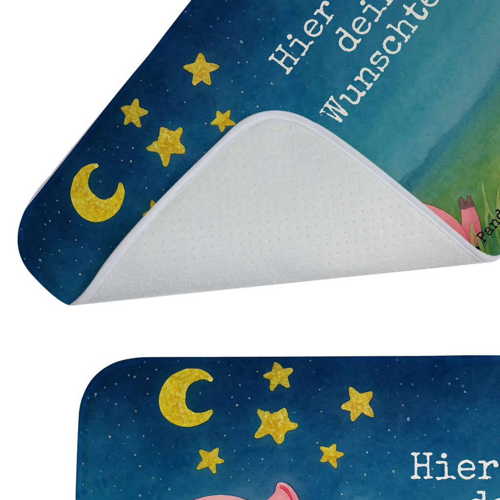 Personalisierte Badematte Schwein Glück Design Badvorleger Mit Namen, Badezimmerteppich Personalisiert, Badvorleger Gemustert Mit Wunschtext, Badematte Mit Namen, Badvorleger Mit Gravur, Badvorleger Baumwolle Mit Namen, Badematte Rutschfest Mit Namen, Bad Fußmatte Personalisiert, Saugfähiger Badvorleger Mit Wunschtext, Rutschfester Badvorleger Mit Namen, Badvorleger Klein Mit Namen, Weicher Badvorleger Mit Wunschtext, Personaliserter Badvorleger, Badvorleger Gäste-WC Personalisiert, Badvorleger Weiß Mit Namen, Badvorleger Groß Mit Wunschtext, Badvorleger Klassisch Mit Wunschtext, Badvorleger Mit Initialen, Duschvorleger Mit Namen, Webegeschenk mit Firmennamen, Badmatte Waschbar Mit Wunschtext, Badläufer Mit Namen, Badvorleger Mikrofaser Personalisiert, Badvorleger Für Dusche Mit Wunschtext, Badvorleger Für Badewanne Mit Namen, Waschbarer Badvorleger Mit Namen, Badvorleger Modern Mit Namen, Badvorleger Design Mit Gravur, Badvorleger Mit Bestickung, Badvorleger Mit Wunschtext, Badezimmer Matte Mit Namen, Badteppich Mit Wunschtext, Badvorleger Schwarz Mit Wunschtext, Badvorleger Nachhaltig Mit Namen, Teppich Fürs Bad Mit Namen, Badvorleger Selbst Gestalten, Badezimmermatte Mit Wunschtext, Badematten Set Personalisiert, Runder Badvorleger Personalisiert, Badgarnitur Mit Wunschtext, Rechteckiger Badvorleger Mit Namen, Badvorleger Vintage Mit Namen, Werbegeschenk mit Text, Tiermotive, Gute Laune, lustige Sprüche, Tiere, Schweinchen, Motivation, Träume, Glücksschwein. Glück, Sterne, Schwein, Sernchen, Ziele, Glücksbringer