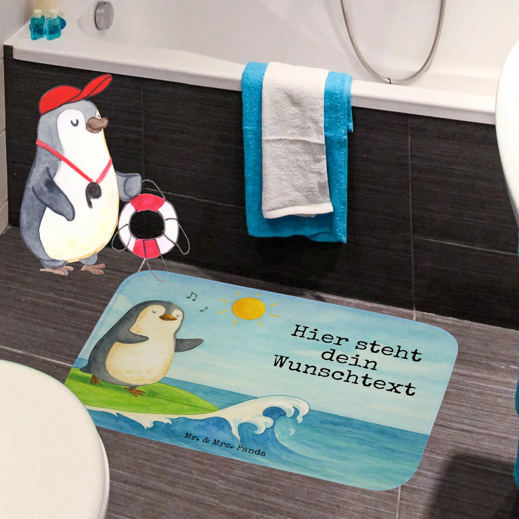 Personalisierte Badematte Pinguin Surfer Design Runder Badvorleger Personalisiert, Badvorleger Klassisch Mit Wunschtext, Badvorleger Baumwolle Mit Namen, Badvorleger Mit Initialen, Badvorleger Für Badewanne Mit Namen, Badvorleger Vintage Mit Namen, Badvorleger Gemustert Mit Wunschtext, Teppich Fürs Bad Mit Namen, Badvorleger Gäste-WC Personalisiert, Badmatte Waschbar Mit Wunschtext, Saugfähiger Badvorleger Mit Wunschtext, Badvorleger Mit Namen, Waschbarer Badvorleger Mit Namen, Weicher Badvorleger Mit Wunschtext, Badematte Rutschfest Mit Namen, Badvorleger Weiß Mit Namen, Bad Fußmatte Personalisiert, Badgarnitur Mit Wunschtext, Badezimmermatte Mit Wunschtext, Badvorleger Modern Mit Namen, Badvorleger Groß Mit Wunschtext, Badvorleger Klein Mit Namen, Duschvorleger Mit Namen, Webegeschenk mit Firmennamen, Badvorleger Für Dusche Mit Wunschtext, Badezimmerteppich Personalisiert, Badematten Set Personalisiert, Personaliserter Badvorleger, Badvorleger Schwarz Mit Wunschtext, Badläufer Mit Namen, Badvorleger Nachhaltig Mit Namen, Badvorleger Mikrofaser Personalisiert, Badvorleger Selbst Gestalten, Badvorleger Mit Bestickung, Badvorleger Mit Wunschtext, Badematte Mit Namen, Badezimmer Matte Mit Namen, Badvorleger Design Mit Gravur, Badvorleger Mit Gravur, Rechteckiger Badvorleger Mit Namen, Badteppich Mit Wunschtext, Werbegeschenk mit Text, Rutschfester Badvorleger Mit Namen, Pinguin, Pinguine, Urlaub, Wellen reiten, Surfer, Wellen, Hawaii, Portugal, surfen