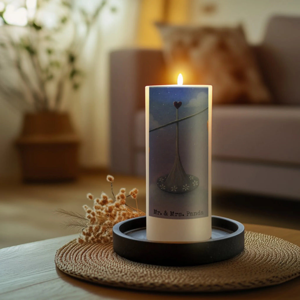 Candle Star sign Scale Design Kerze Für Firmung, Kerze Mit Namensgravur, Sojawachskerze, Tafelkerze, Kerze Mit Duft, Laternenkerze, Dinnerkerzenpaar, Andachtskerze, Stumpenkerzen-Set, Kerze Für Taufe, Kerze Ohne Duft, Fair-Trade-Kerze, Streukerze, Stearin­kerze, Kerze Mit Fotoeinleger, Bio-Kerze, Kerze, Duftkerze, Kerze Mit Prägung, Votivkerze, Handgemachte Kerze, Metall-Kerze, Kerze Mit Spruch, Kerze Für Hochzeit, Kerze Für Weihnachten, Grablicht, Handgegossene Kerze, Stabkerze, Kerze Für Kommunion, Kerze Mit Motiv, Tischkerze, Gedenkkerze, Dinnerkerze, Glas-Kerze, Outdoor-Kerze, Kerze Für Geburtstag, Kerze Als Gastgeschenk, Kerze Für Ostern, Blockkerze, Kerze Für Advent, Teelicht, Stumpenkerze, Kerze Mit Gravur, Grabkerze, Gartenkerze, Trauerkerze, Tierkreiszeichen, Sternzeichen, Horoskop, Astrologie, Aszendent, Geburtstag Oktober, Biene, Hummel, Marienkäfer, Geschenk September, Gleichgewicht, Waage, Geburtstag September, Waage Geschenk, Geschenk Oktober, Waage Sternzeichen