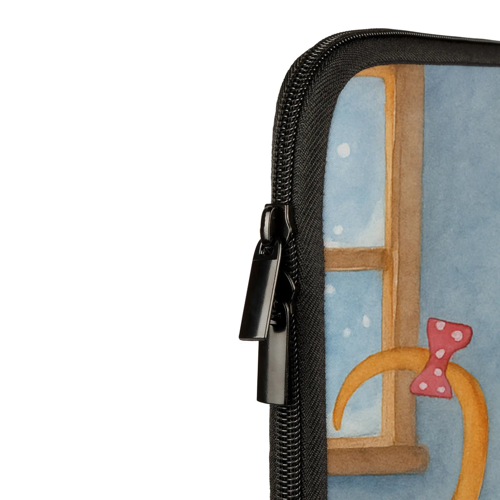 Personalisierte Notebook Tasche Maus Kekse Design Notebook-Tasche Mit Tragegriff Und Wunschname, Notebook-Tasche Leicht Mit Namensgravur, Personalisierte Notebooktasche, Notebook-Tasche Robust Mit Wunschname, Notebook-Tasche Gepolstert Mit Wunschname, Notebook-Tasche Rucksackstil Mit Wunschname, Laptophülle Mit Namen, Notebook-Tasche Mit Organizer Und Namen, Notebook-Sleeve Mit Wunschname, Notebook-Tasche Slim Mit Wunschname, Notebooktasche Mit Namen, Notebook-Tasche Für 13 Zoll Mit Wunschname, Notebook-Tasche Business Mit Namensdruck, Notebook-Tasche Für Herren Mit Namensgravur, Notebook-Case Mit Namenslabel, Laptop-Hülle Mit Namensgravur, Laptop-Messenger-Bag Mit Namen, Notebook-Tasche Studenten Mit Namen, Notebook-Tasche Casual Mit Namen, Notebook-Umhängetasche Mit Namen, Notebook-Tasche Klassisch Mit Wunschname, Notebook-Aktentasche Mit Namenslabel, Notebook-Tasche Aus Canvas Mit Namen, Notebookhülle Mit Namensdruck, Notebook-Tasche Vintage Mit Namenslabel, Notebook-Tasche Wasserfest Mit Namensgravur, Notebook-Tasche Reisegeeignet Mit Wunschname, Notebook-Tasche Aus Leder Mit Namen, Laptop-Aktentasche Mit Wunschname, Notebook-Tasche Büro Mit Namensgravur, Notebook-Tasche Aus Neopren Mit Wunschname, Notebook-Tasche Aus Nylon Mit Namensdruck, Notebook-Tasche Für 15 Zoll Mit Namensgravur, Laptop-Umhängetasche Mit Wunschname, Notebook-Querträger Mit Namensgravur, Notebook-Tasche Minimalistisch Mit Namen, Notebook-Rucksack Mit Namen, Laptop-Rucksack Mit Namensschild, Notebook-Tasche Mit Schultergurt Mit Namenslabel, Laptop-Sleeve Mit Namen, Notebook-Tasche Für Damen Mit Wunschname, Notebook-Tasche Für 17 Zoll Mit Namen, Notebook-Tasche Mit Reißverschluss Und Namen, Notebook-Tasche Mit Zubehörfach Und Namen, Notebook-Tasche Ergonomisch Mit Namen, Laptoptasche Mit Wunschname, Laptop-Case Mit Wunschname, Notebook-Tasche Modern Mit Namen, Winter, Weihnachten, Weihnachtsdeko, Nikolaus, Advent, Heiligabend, Wintermotiv, Chaosqueen, Weihnachtsbäckerei, Kekse, backen, Weihnachtskekse, Maus, Plätzchen