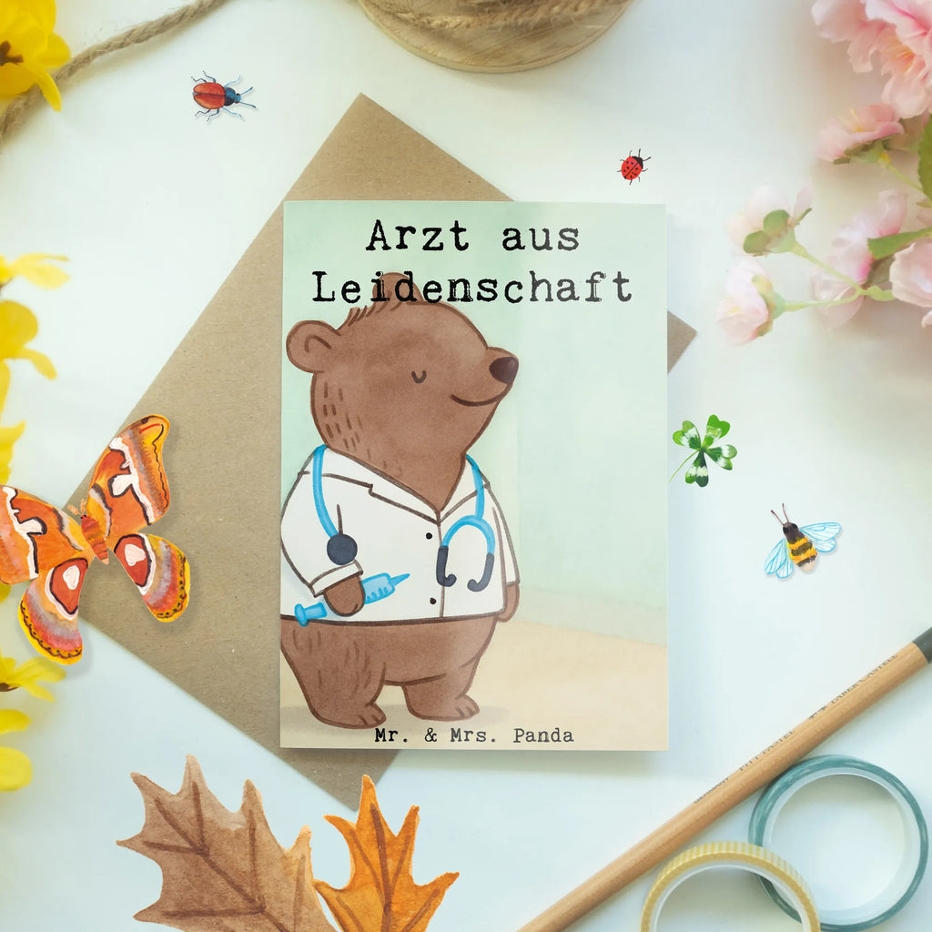 Grußkarte Arzt Leidenschaft Design Klappkarte, Hochzeitskarte, Glückwunschkarte, Karte, Einladungskarte, Ansichtskarten, Grußkarte, Geburtstagskarte, Beruf, Ausbildung, Jubiläum, Abschied, Rente, Kollege, Kollegin, Geschenk, Schenken, Arbeitskollege, Mitarbeiter, Firma, Danke, Dankeschön, Hausarzt, Medizinstudium, Doktor, Arztpraxis, Mediziner, Arzt, Doktortitel