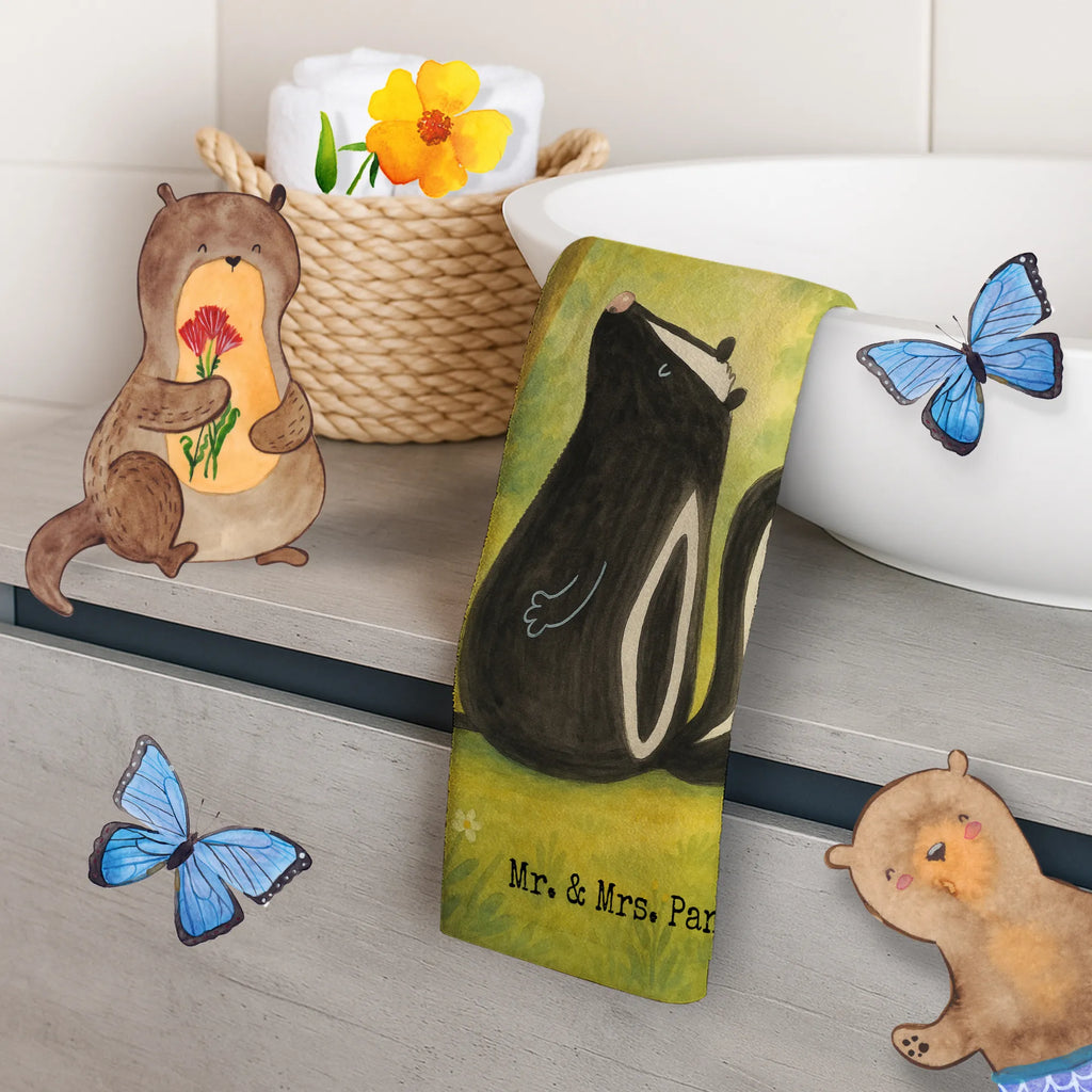 Guest towel skunk Sit Design guest towels, towel, Guest towel, hand towels, 50 x 30, Skunk, know-it-all, law, stinky, stinker, skunk, predator, office, wild animal, slogan